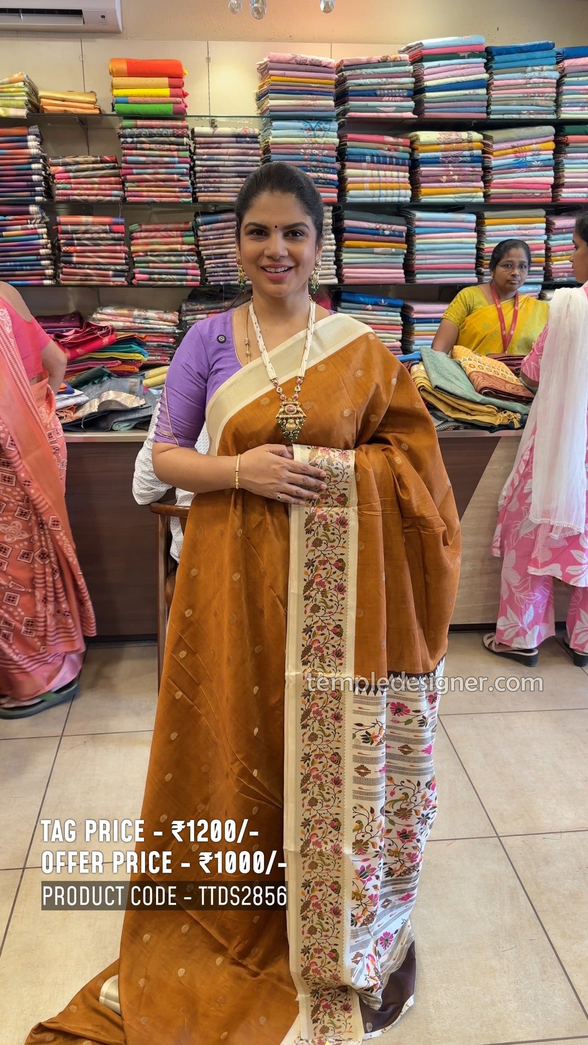 Warm Silk Saree | TTDS2856
Regular Price @ Rs.1200/-
Offer Price @...