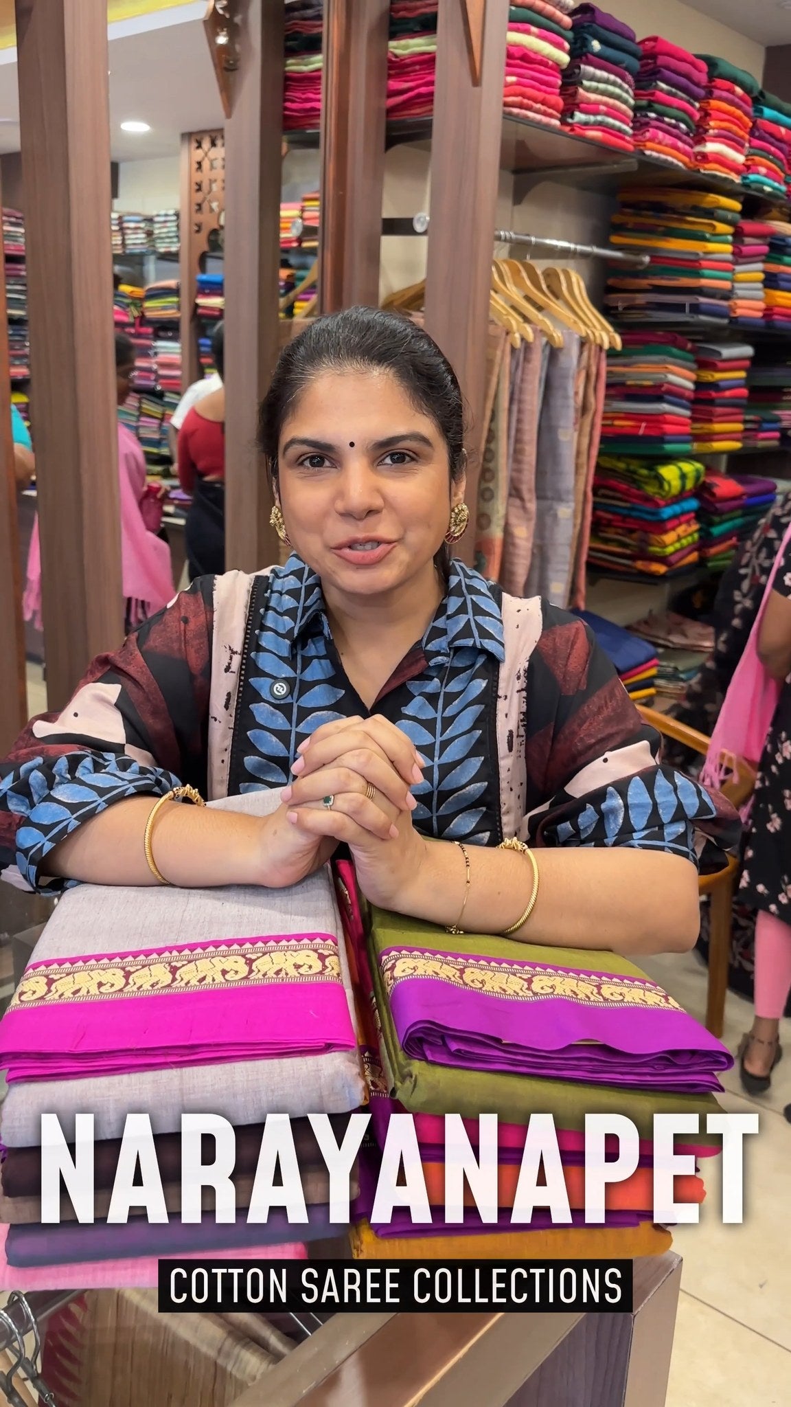 Narayanapet Cotton Saree
A timeless saree with a clean, plain body...
