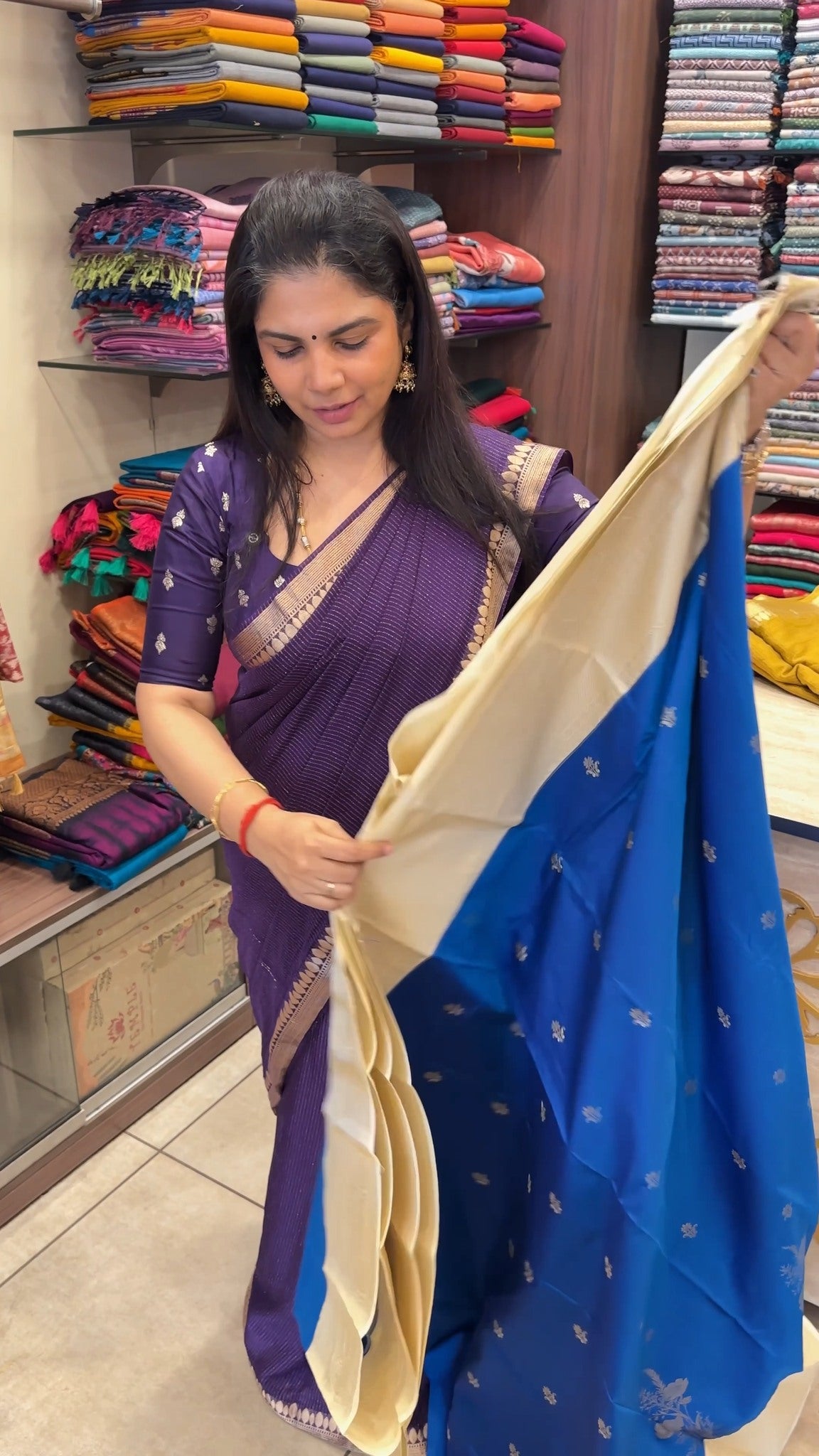 Semi Kanchi Silk Saree
Semi Kanchi Silk Saree offers the classic K...
