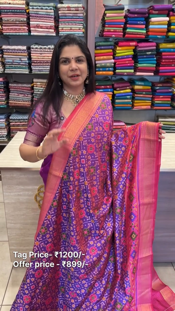 Printed Art Silk Saree
Product Code – TTDS2953
Elegant Printed Ar...