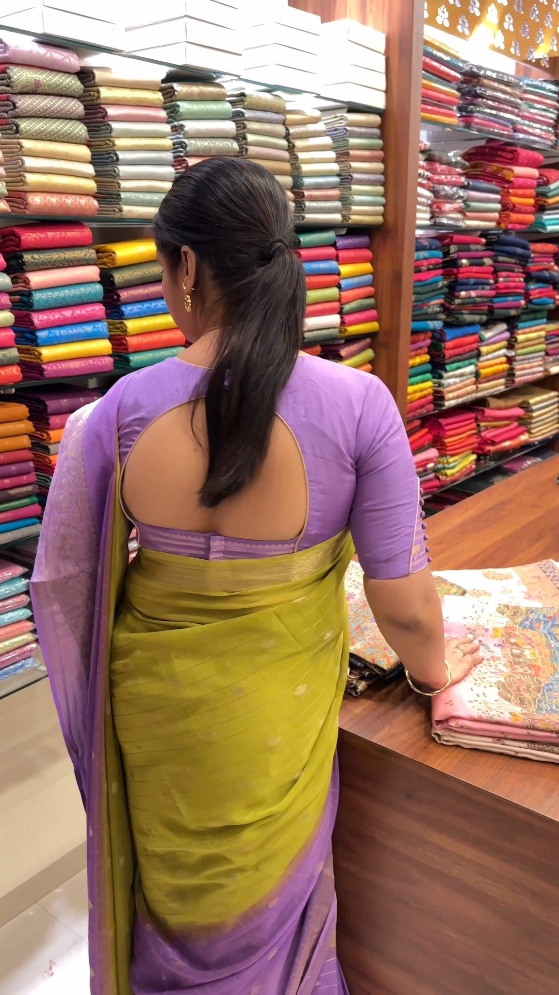 Georgette Saree with Checked Pattern | TTDS2995 ✨
Elegant georgett...