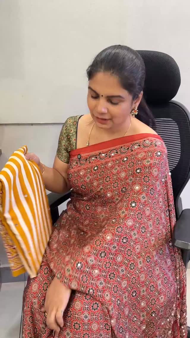 Modal Silk Saree | TTDS3053 | TTDS3058
#saree #sareelove #sareefas...