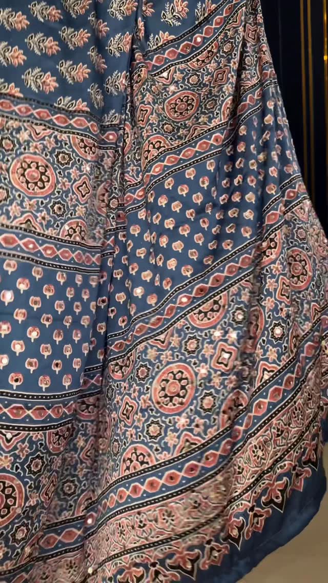#trendingsongs❤️
Modal silk with mirror work