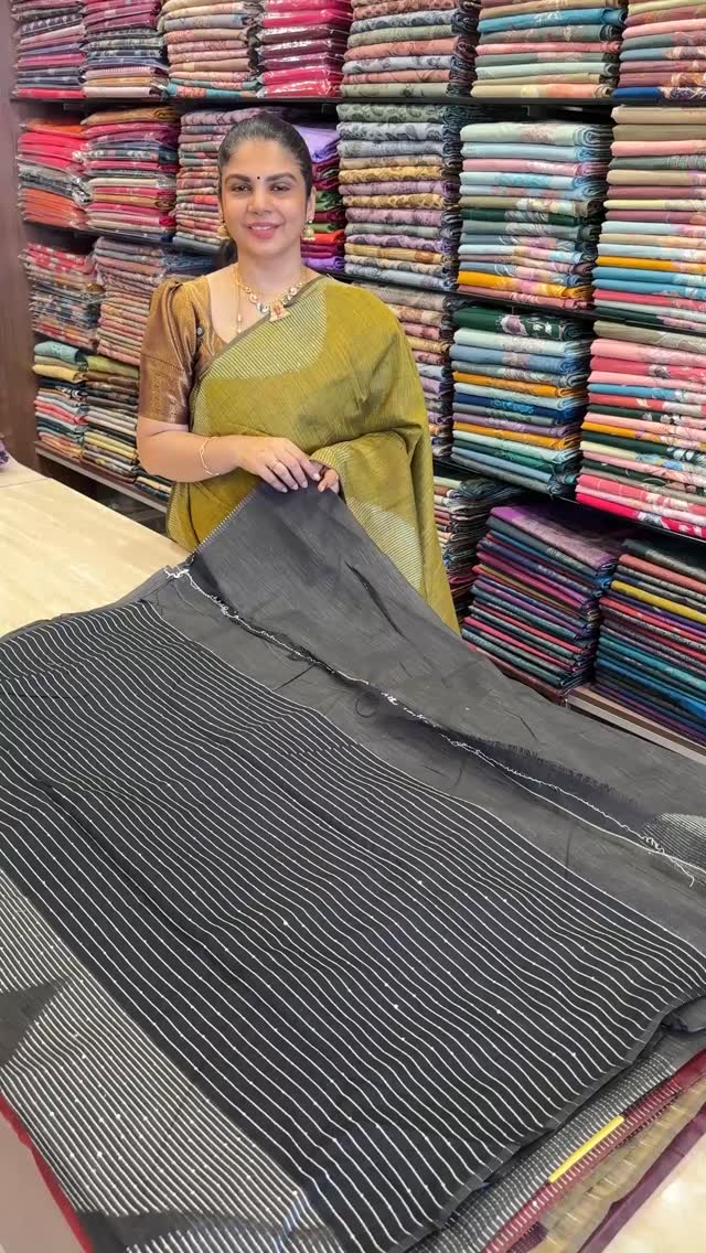 Saree Name - Linen Cotton Saree
Blouse - Running Blouse
Length - ...