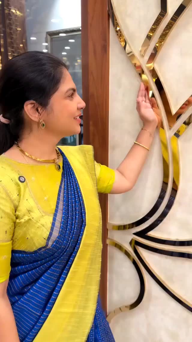 Restocked ✨ Don’t miss it again
Saree Code - TTDS2887
Saree Name ...