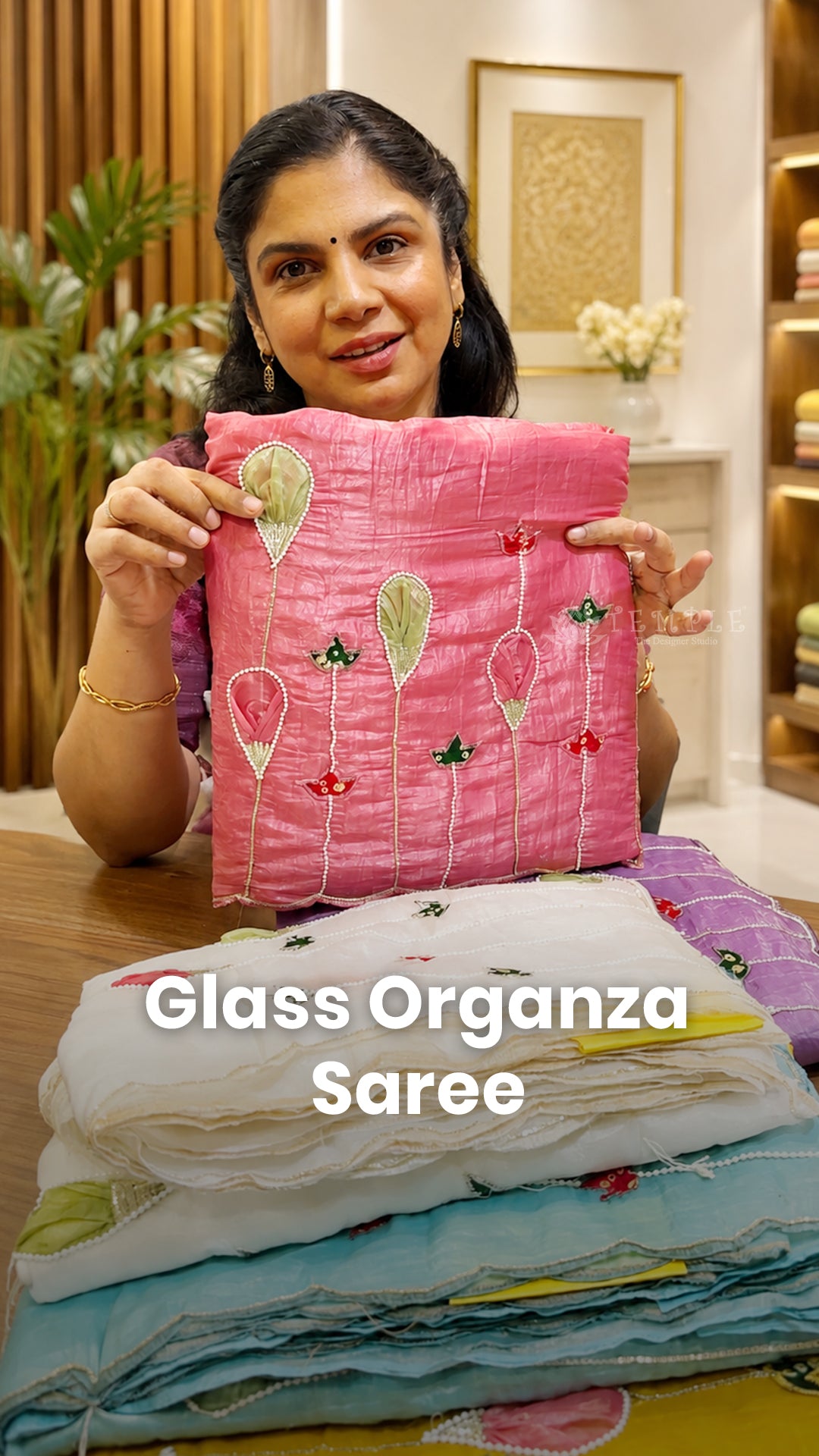 Saree Code - TTDS3461
Saree Name - Glass Organza Saree
Blouse - ...