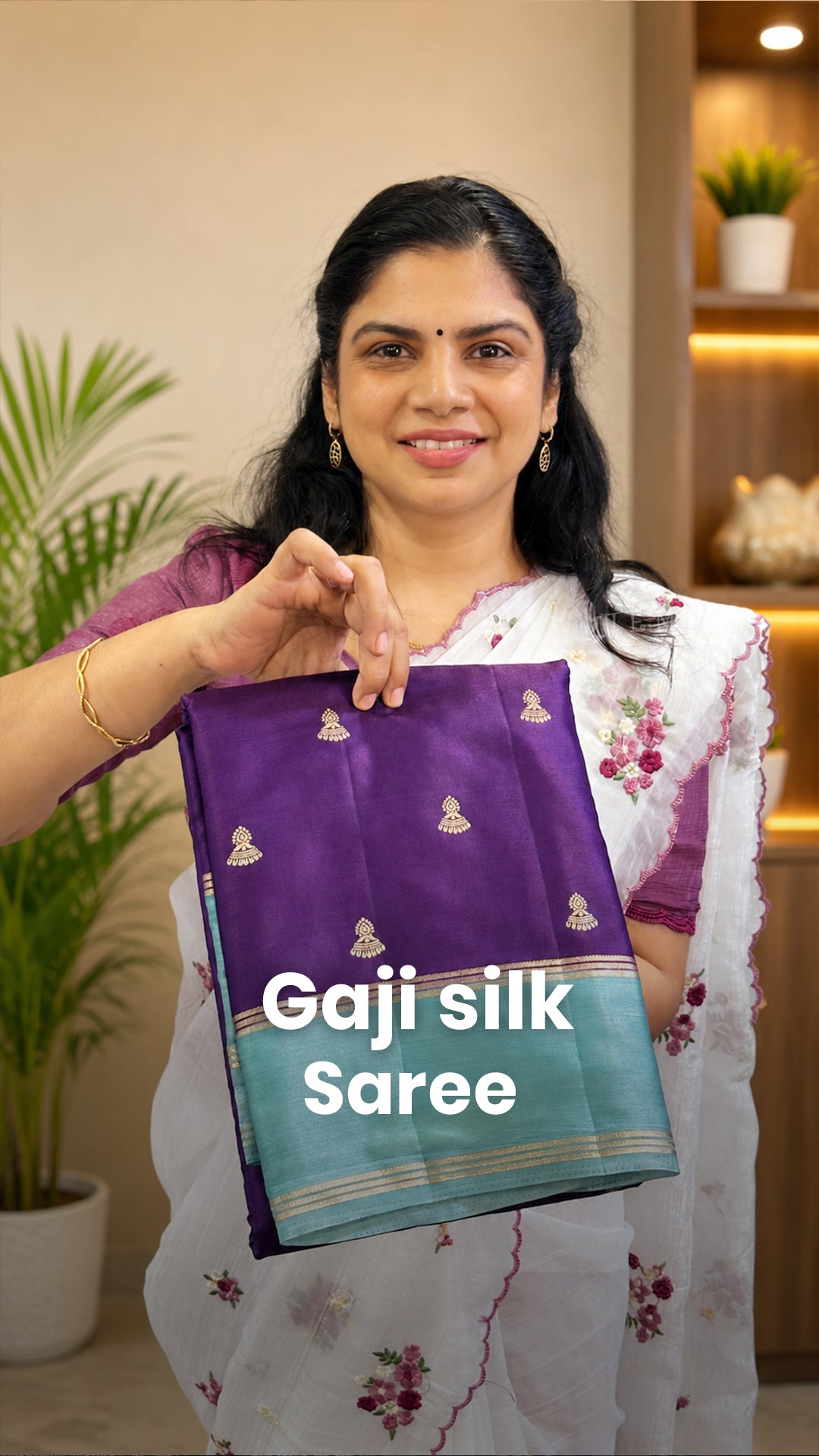 Saree Code - TTDS3450
Saree Name - Gaji Silk Saree
Blouse - Contr...