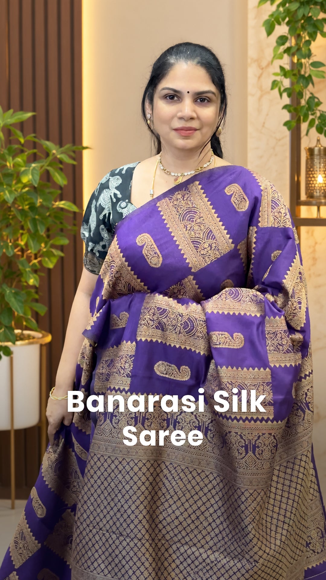 Saree Code - TTDS3603
Saree Name - Banarasi Silk Saree
Blouse - S...