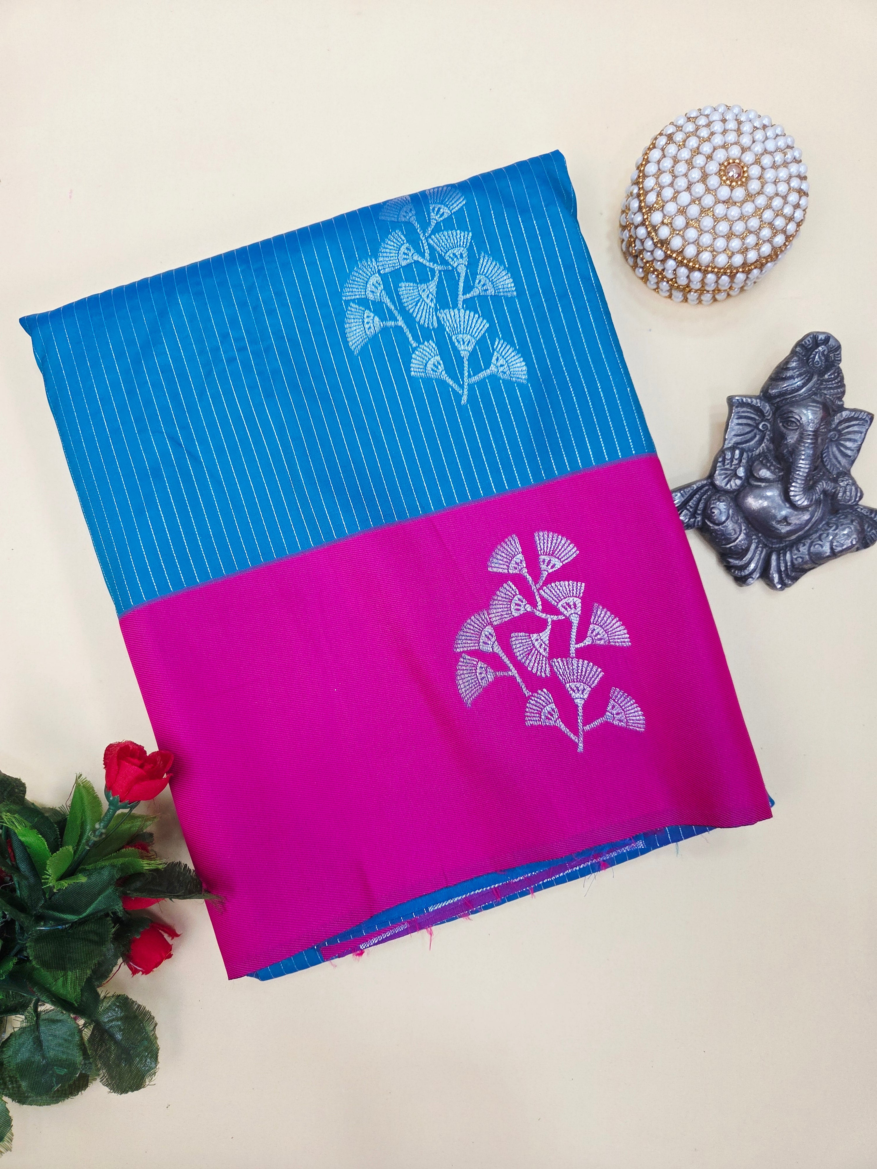 Lichi Silk Saree With Zari woven Pattern | TTDS2366