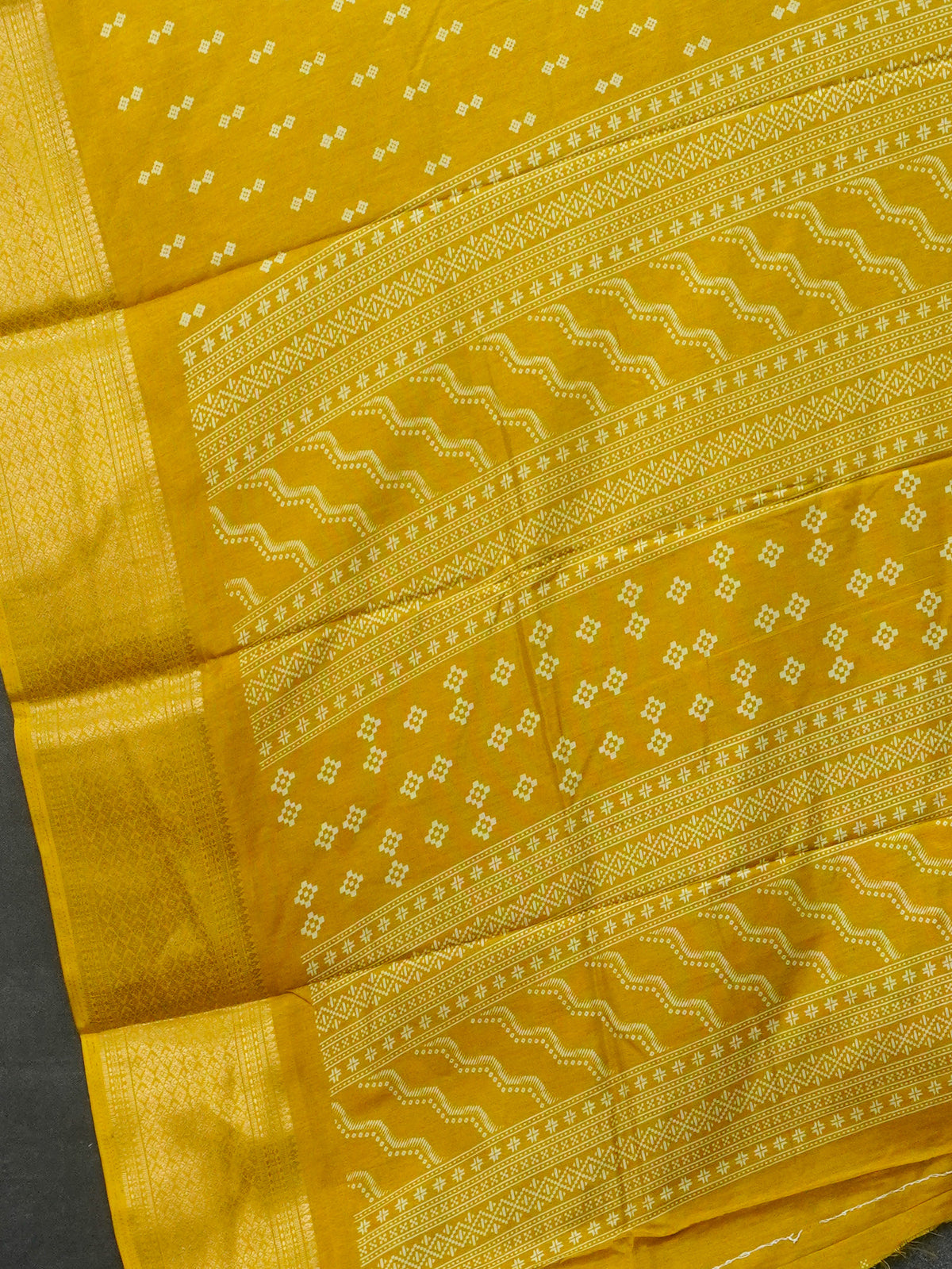 Printed Dola Saree | TTDS3667
