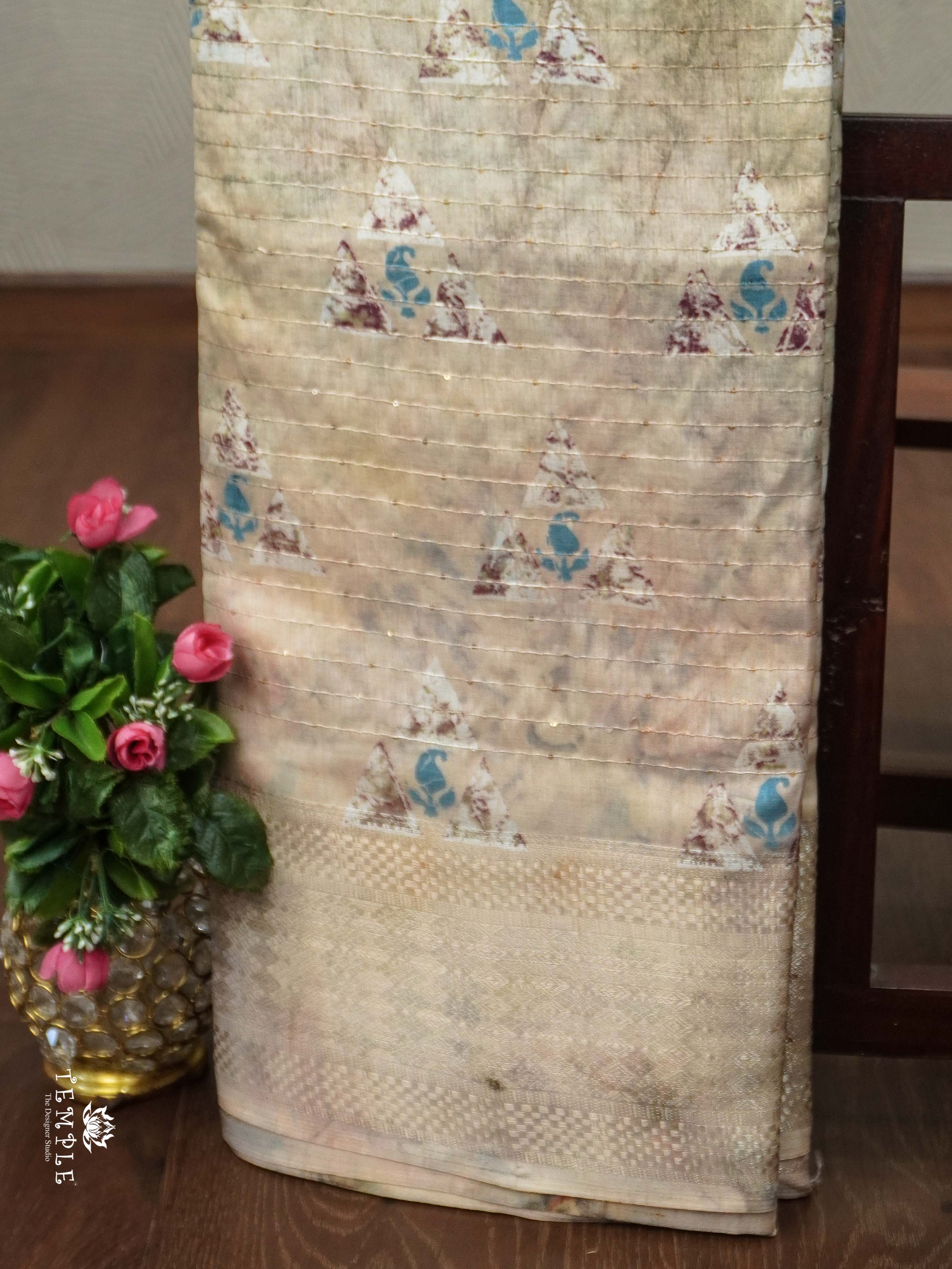 Sequins Saree With Triangle Patterns | TTDS2355
