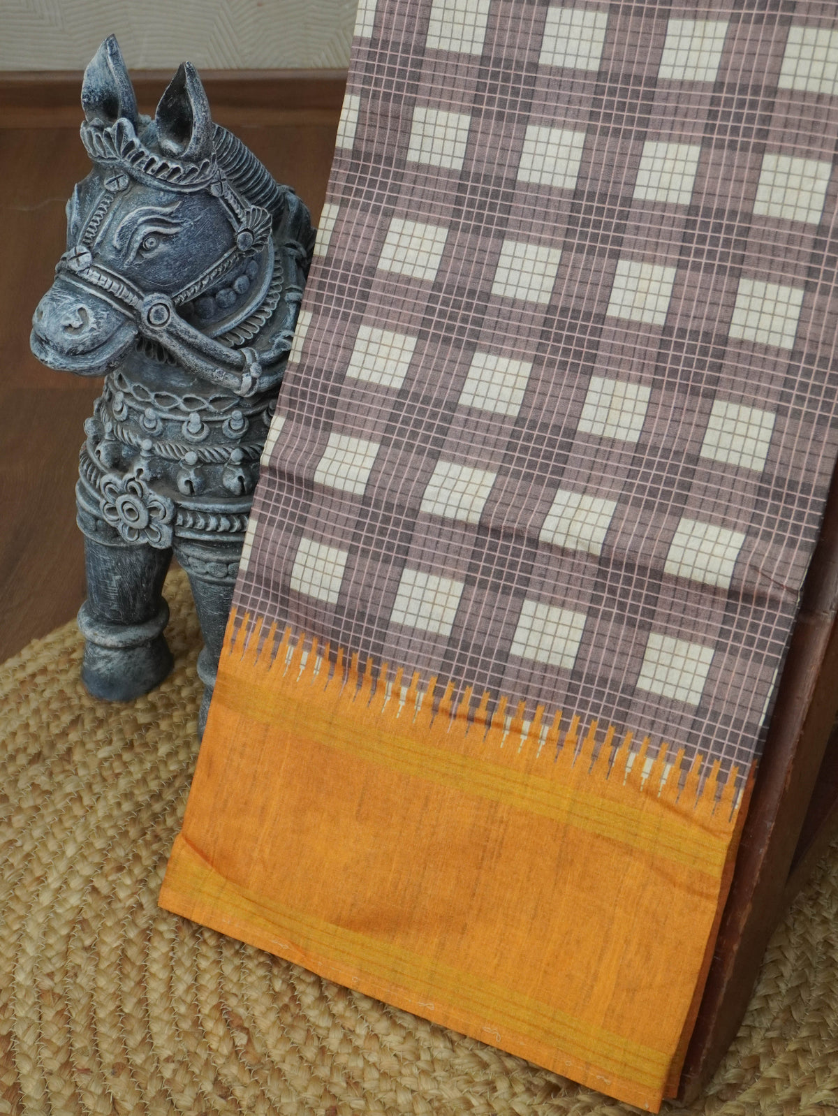 Vintage Checked Tussar Saree | TTDS3708