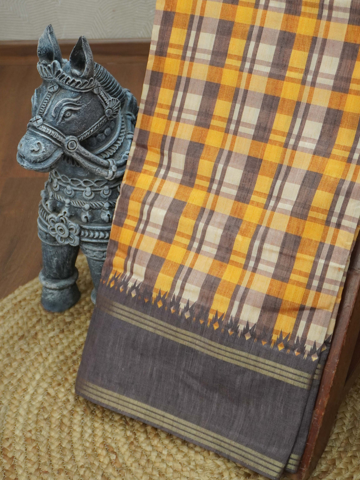 Vintage Checked Tussar Saree | TTDS3708