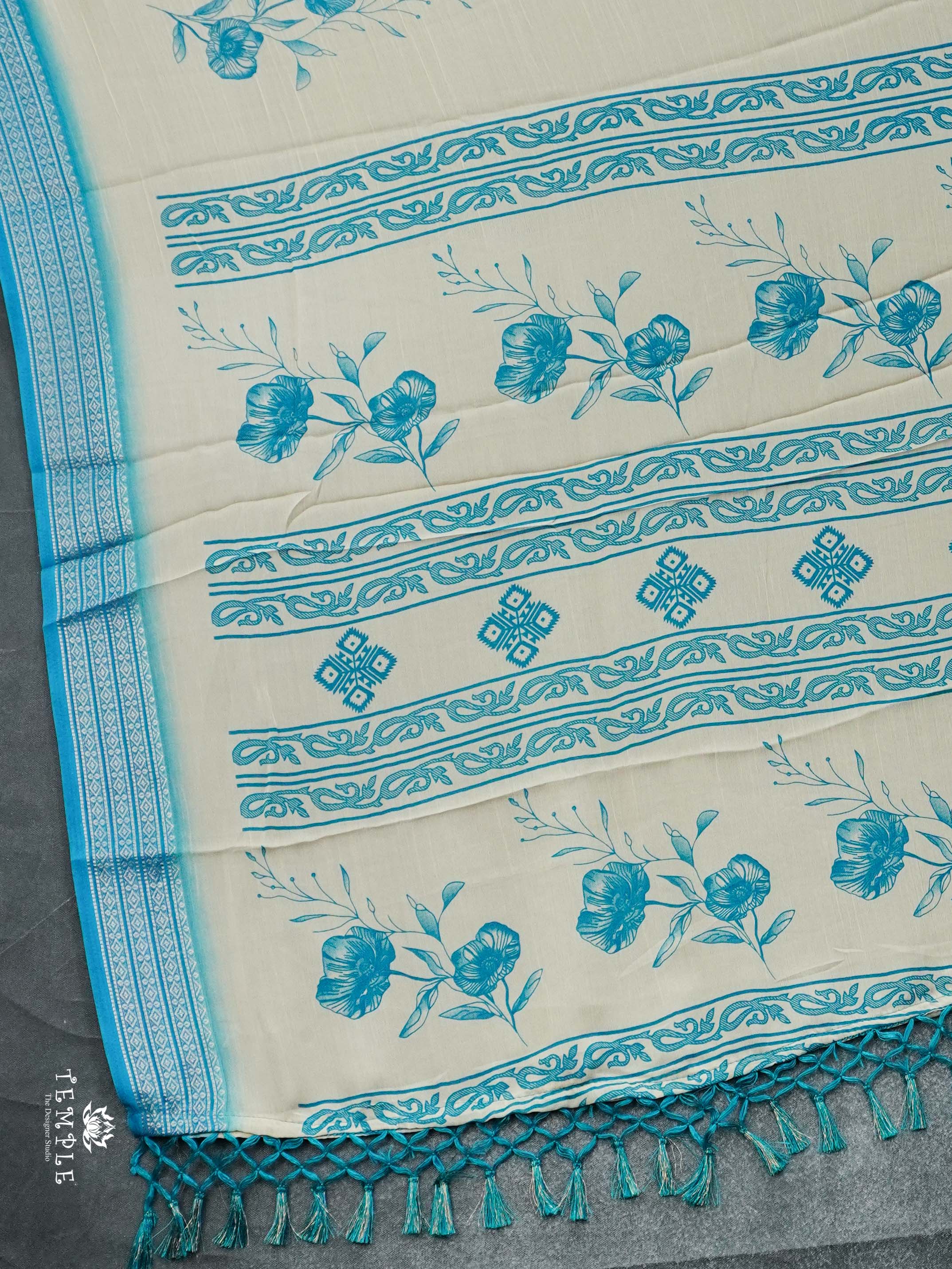 Georgette Saree with Floral Designs | TTDS2365
