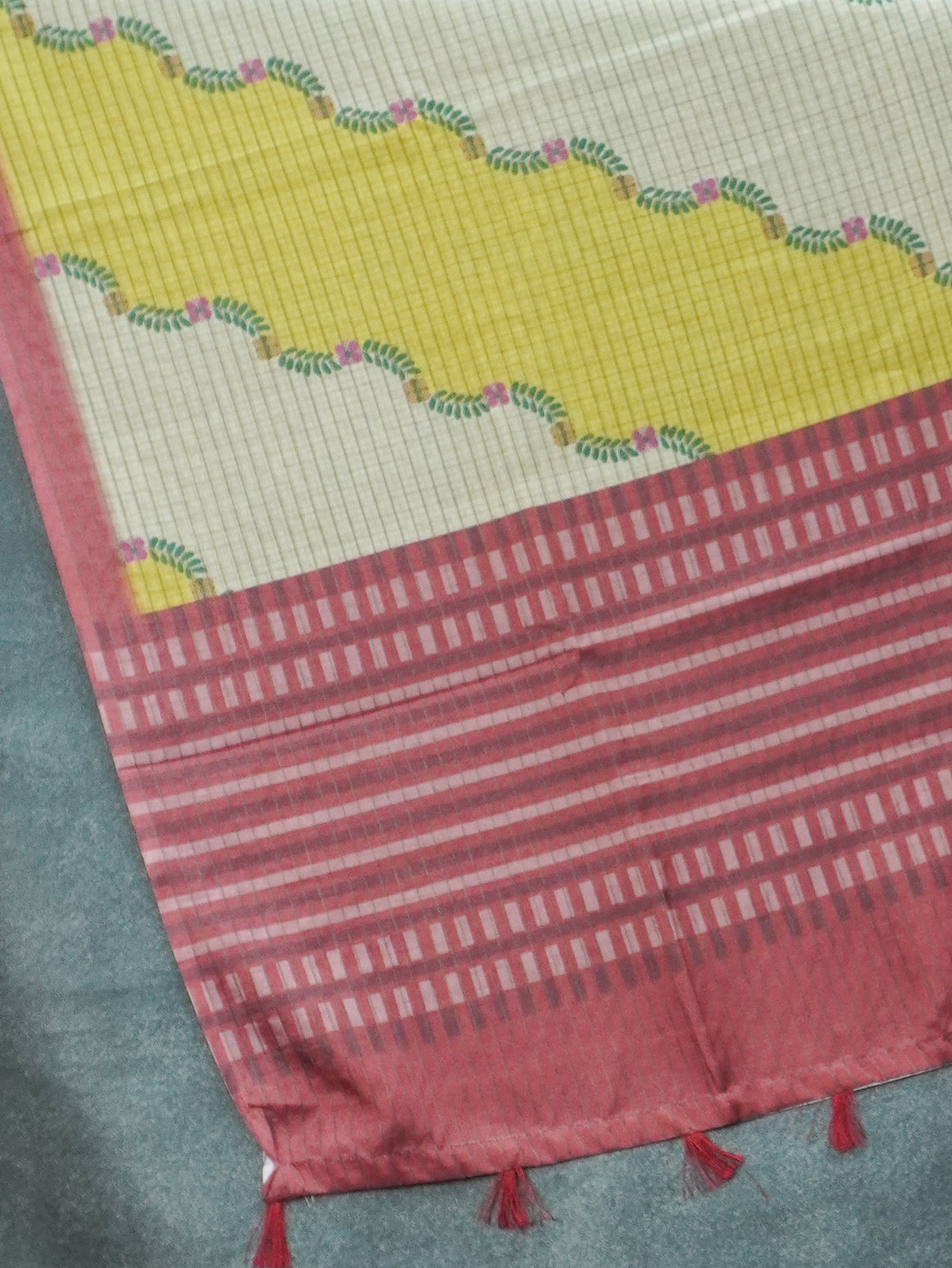 Printed Tussar Saree | TTDS3719