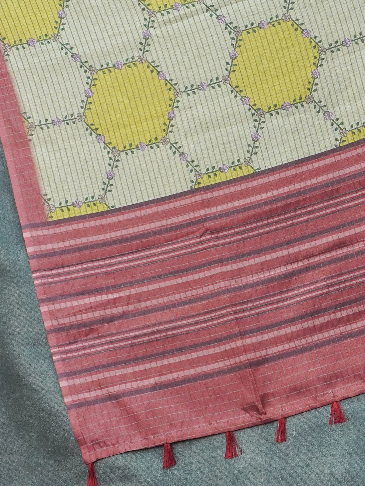 Printed Tussar Saree | TTDS3720