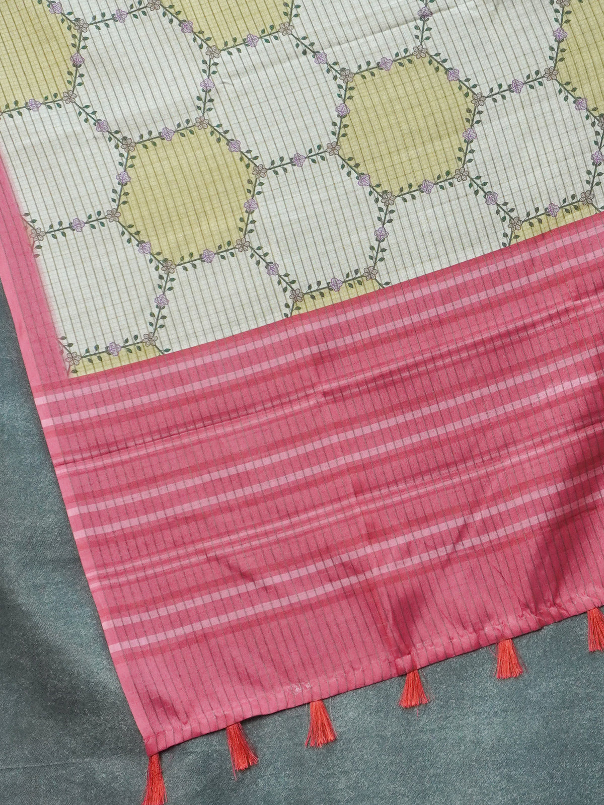 Printed Tussar Saree | TTDS3720
