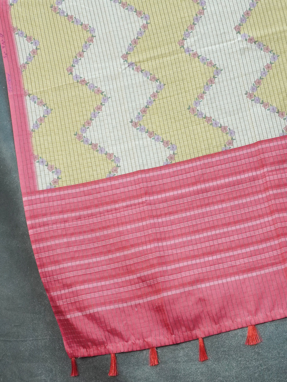 Printed Tussar Saree | TTDS3716