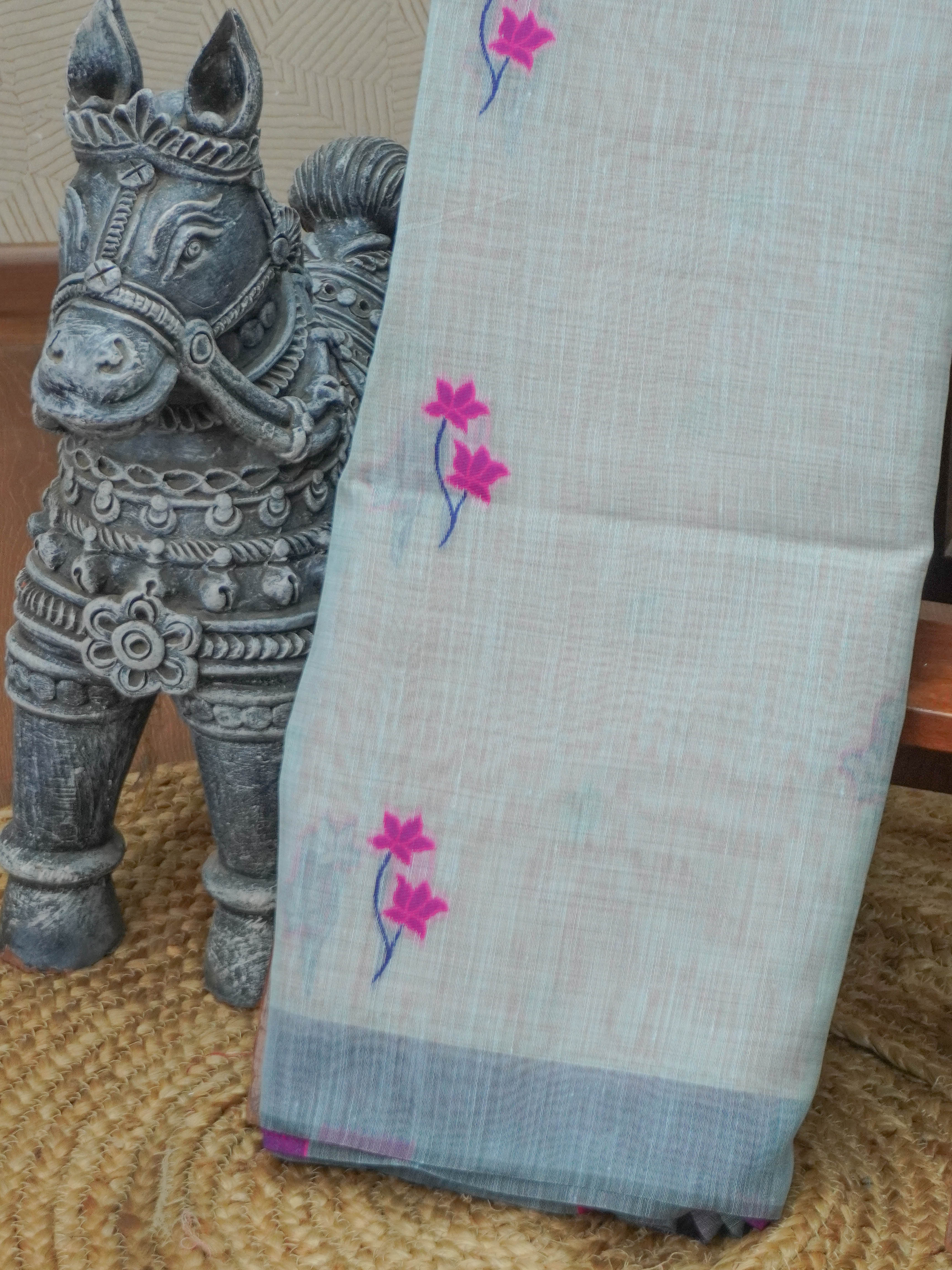 Munga Cotton Saree | TTDS3317