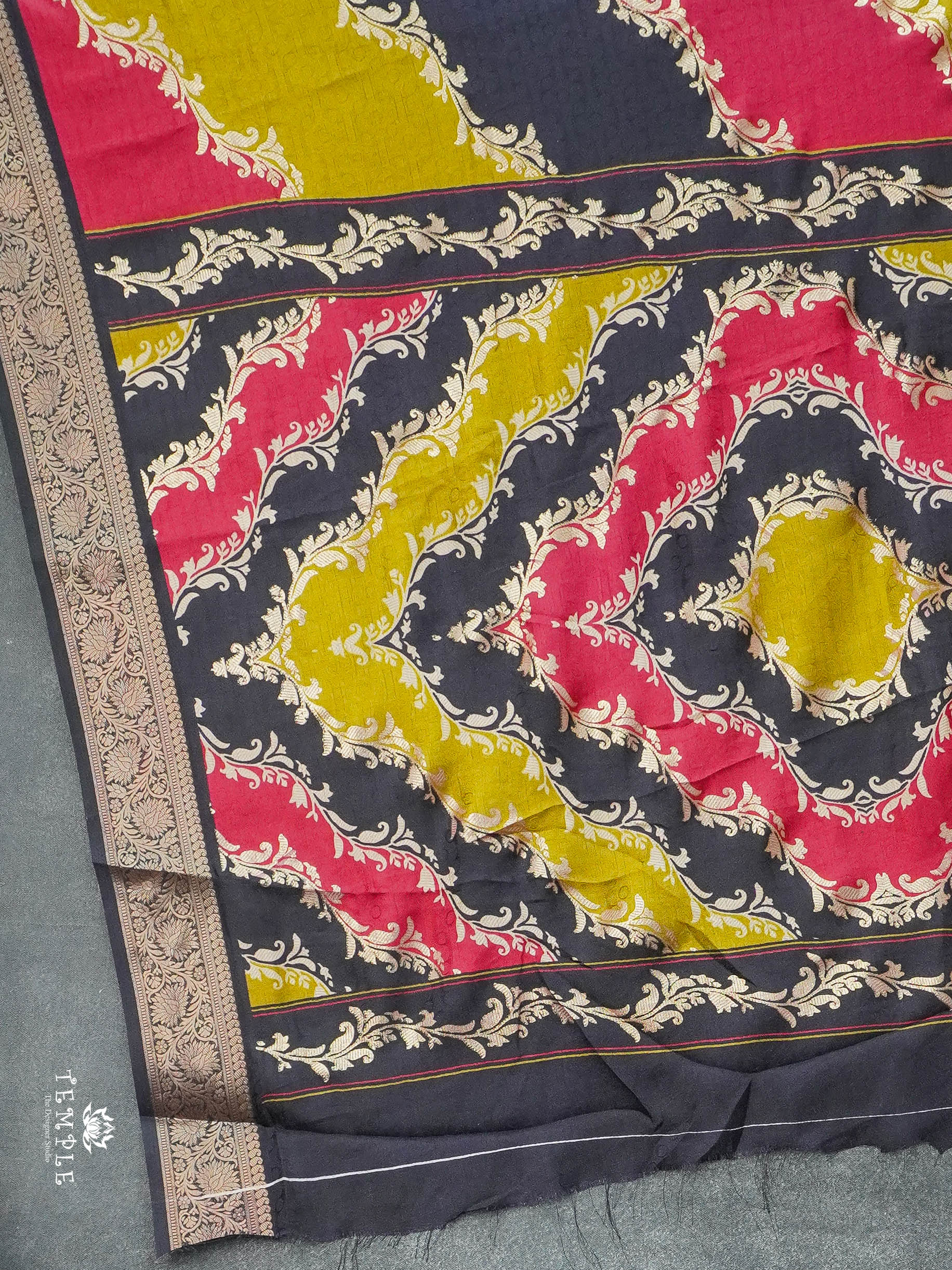 Georgette Saree With Leheriya Pattern | TTDS2931