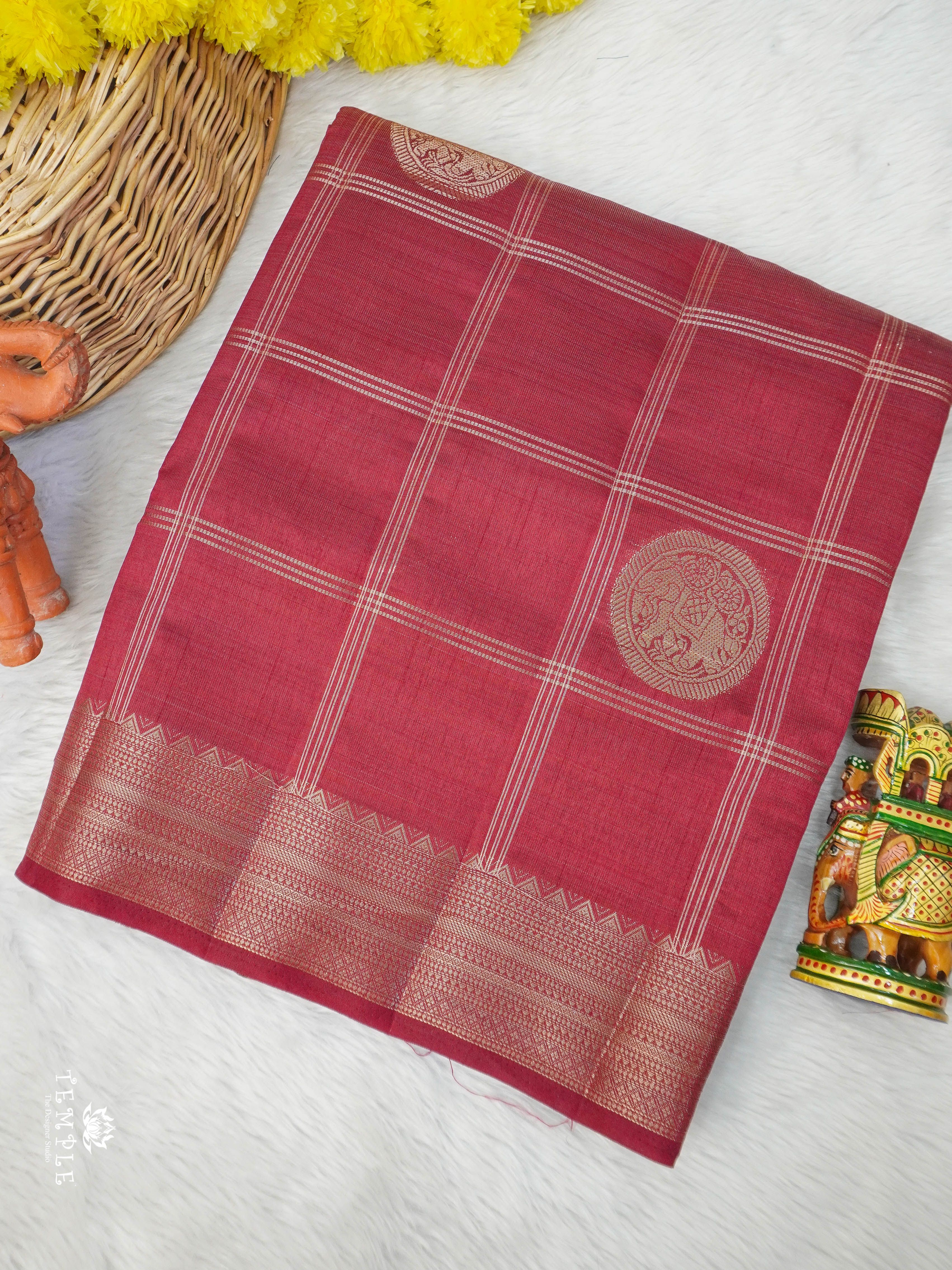 Vintage Kanchipuram Sarees ( Maroon) | TTDS2933 .