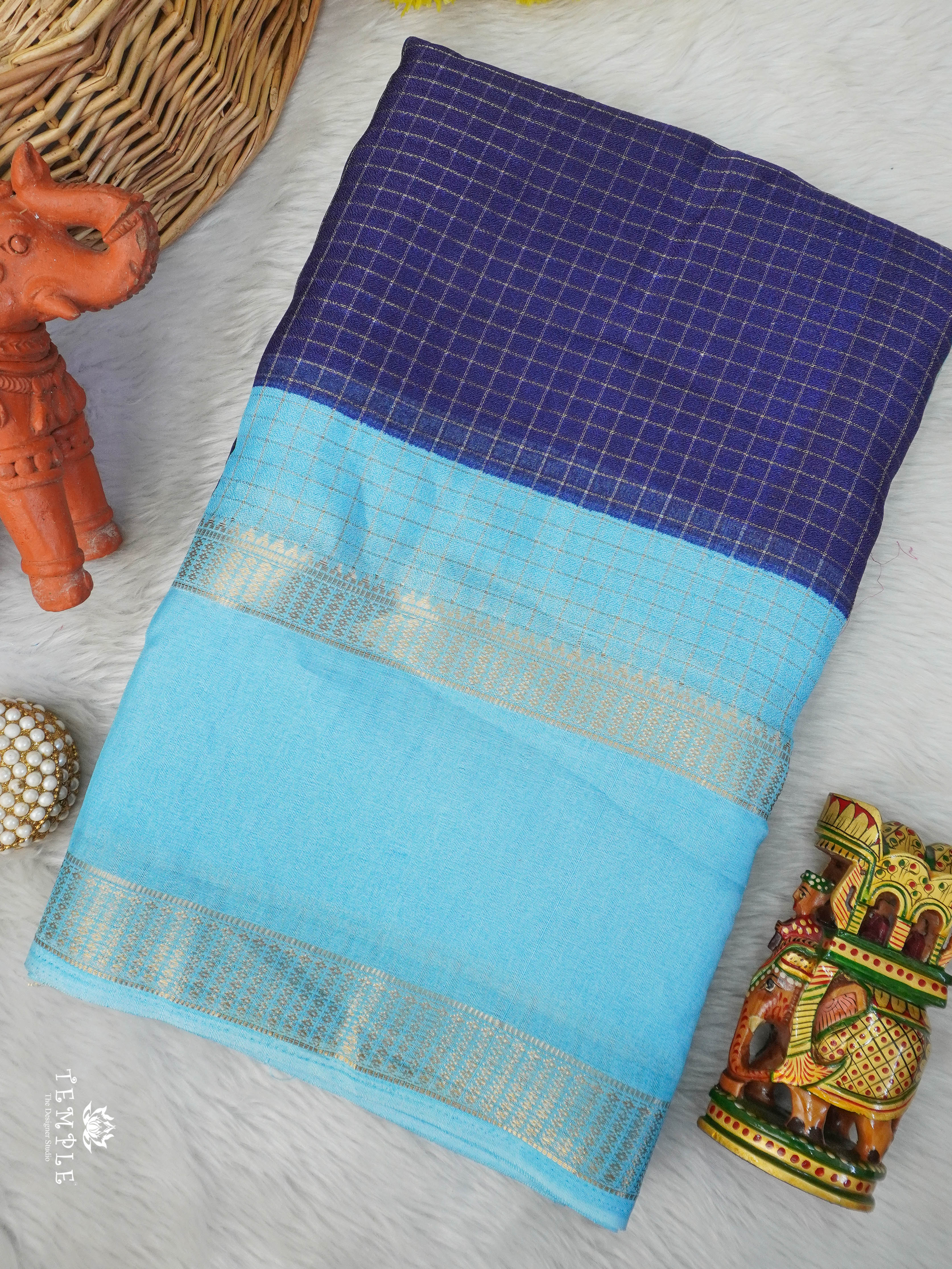 Checked Pattern Georgette Saree | TTDS2943