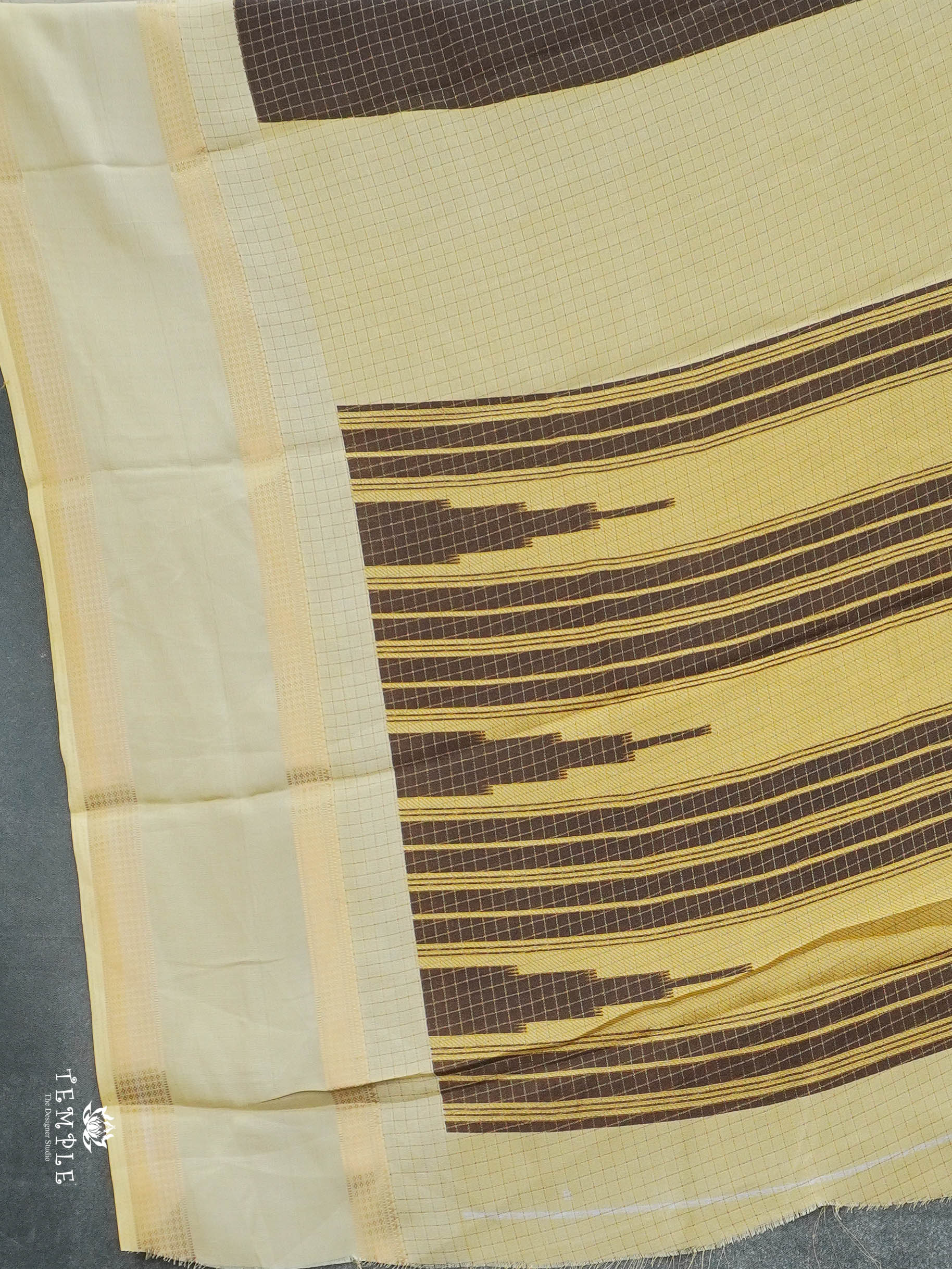 Checked Pattern Georgette Saree | TTDS2943