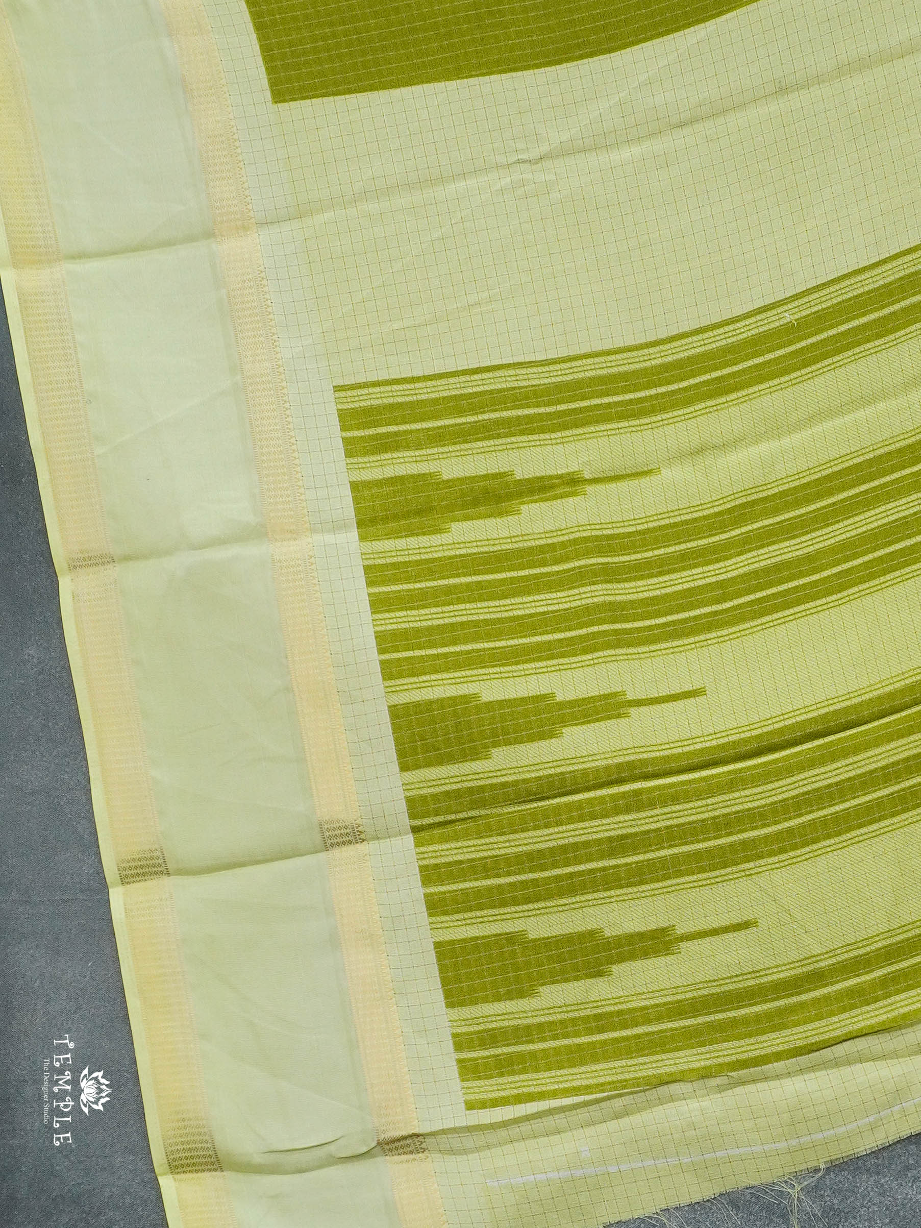 Checked Pattern Georgette Saree | TTDS2943