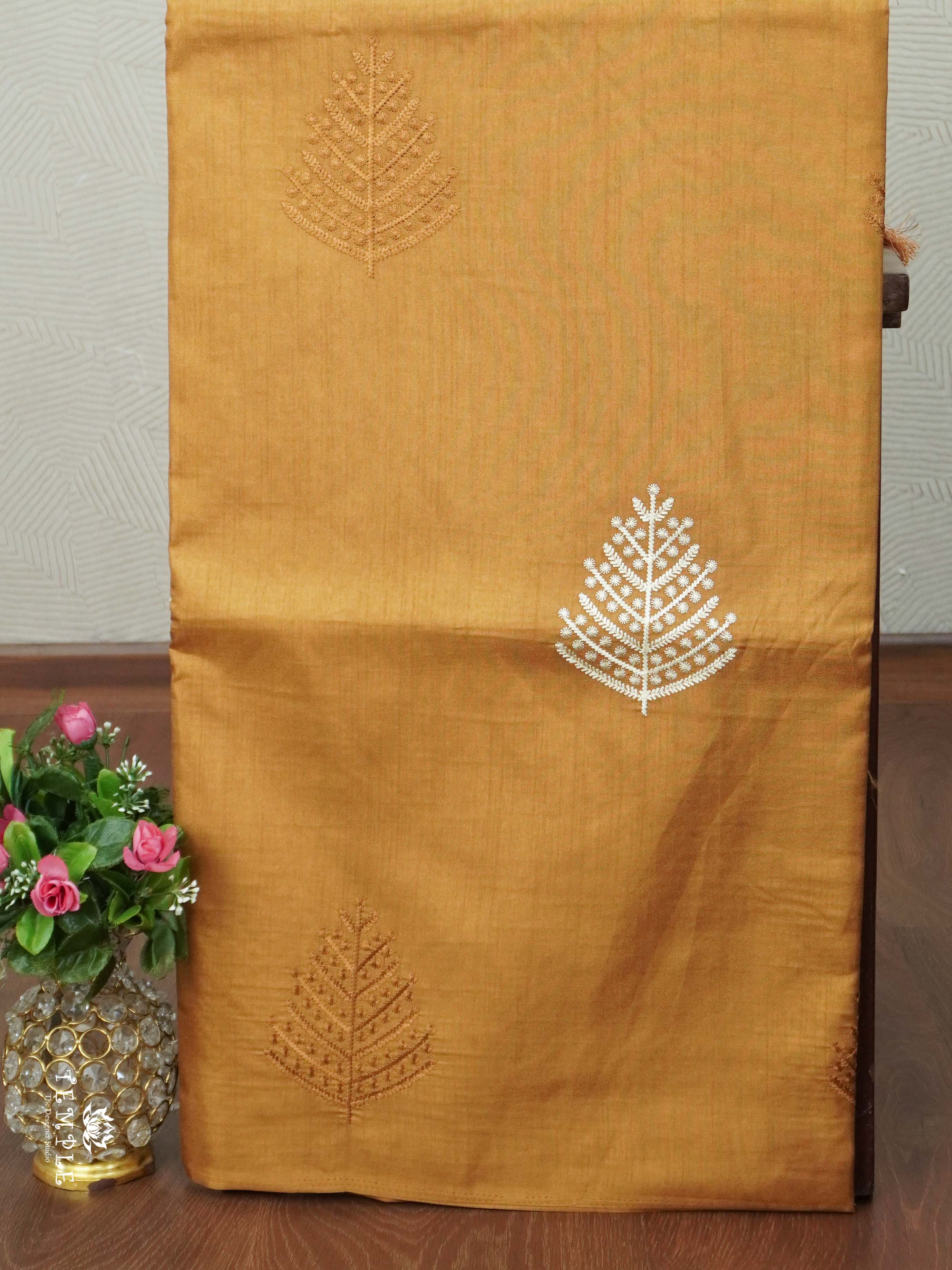 Matka Silk Saree With Thread Work | TTDS2453