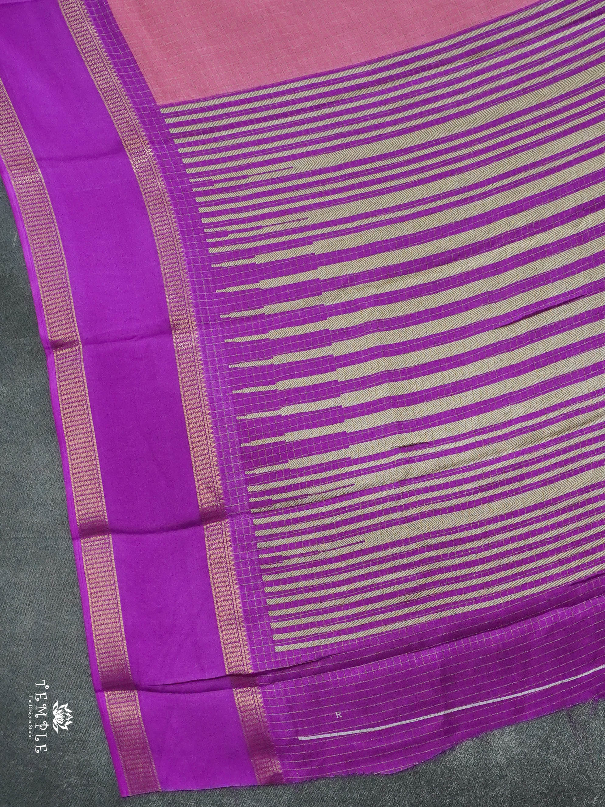 Checked Pattern Georgette Saree | TTDS2943