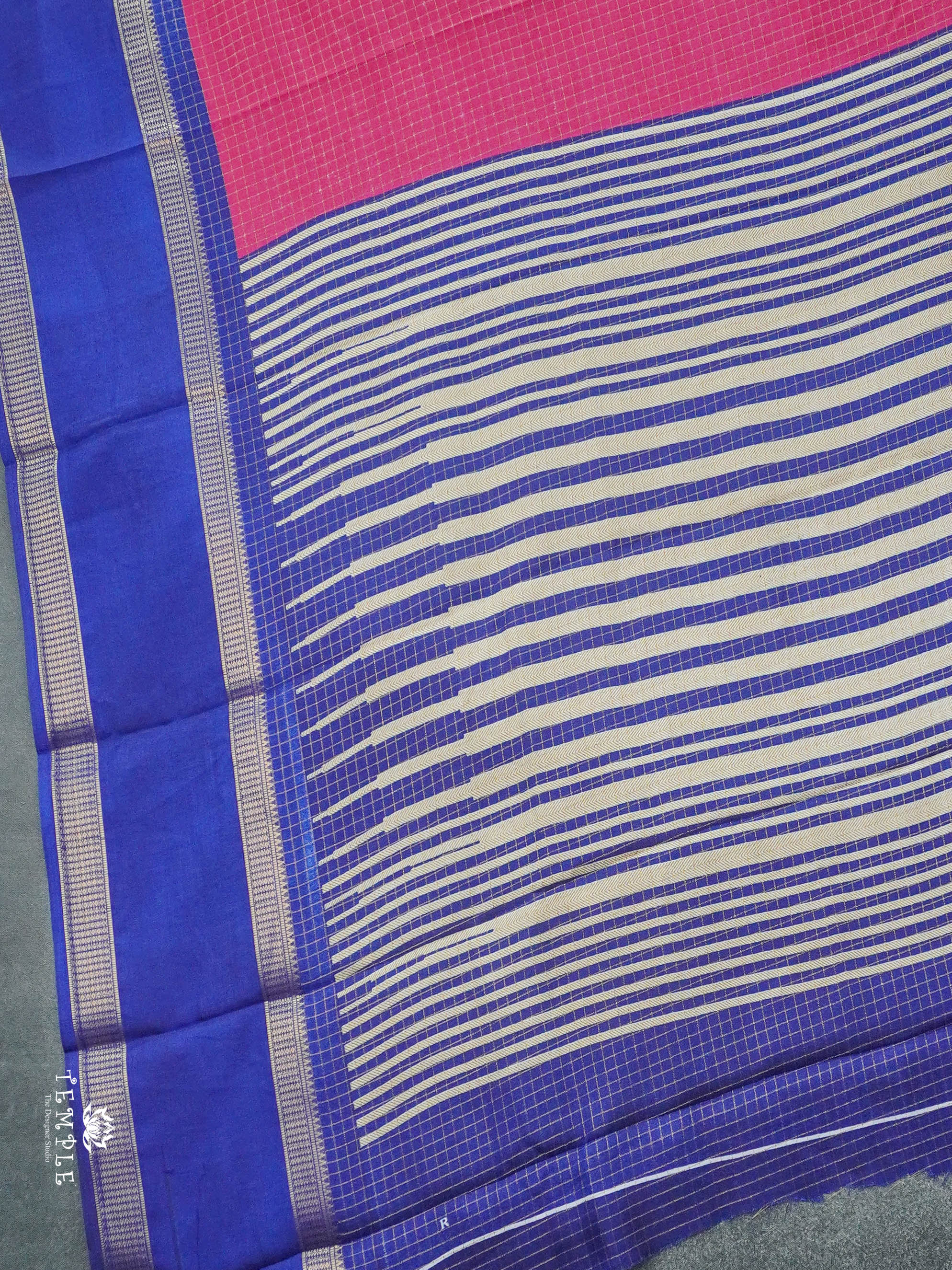 Checked Pattern Georgette Saree | TTDS2943