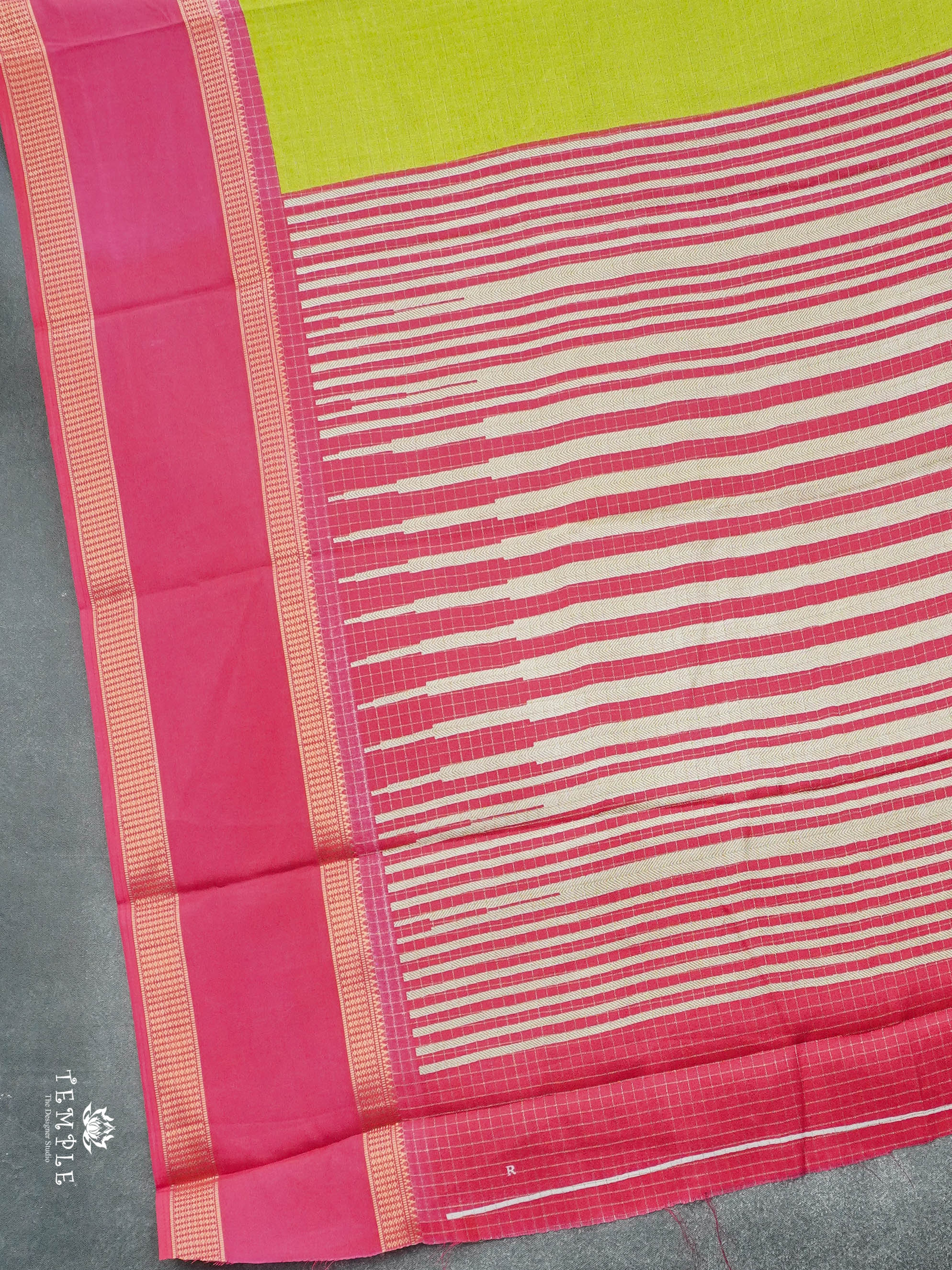 Checked Pattern Georgette Saree | TTDS2943