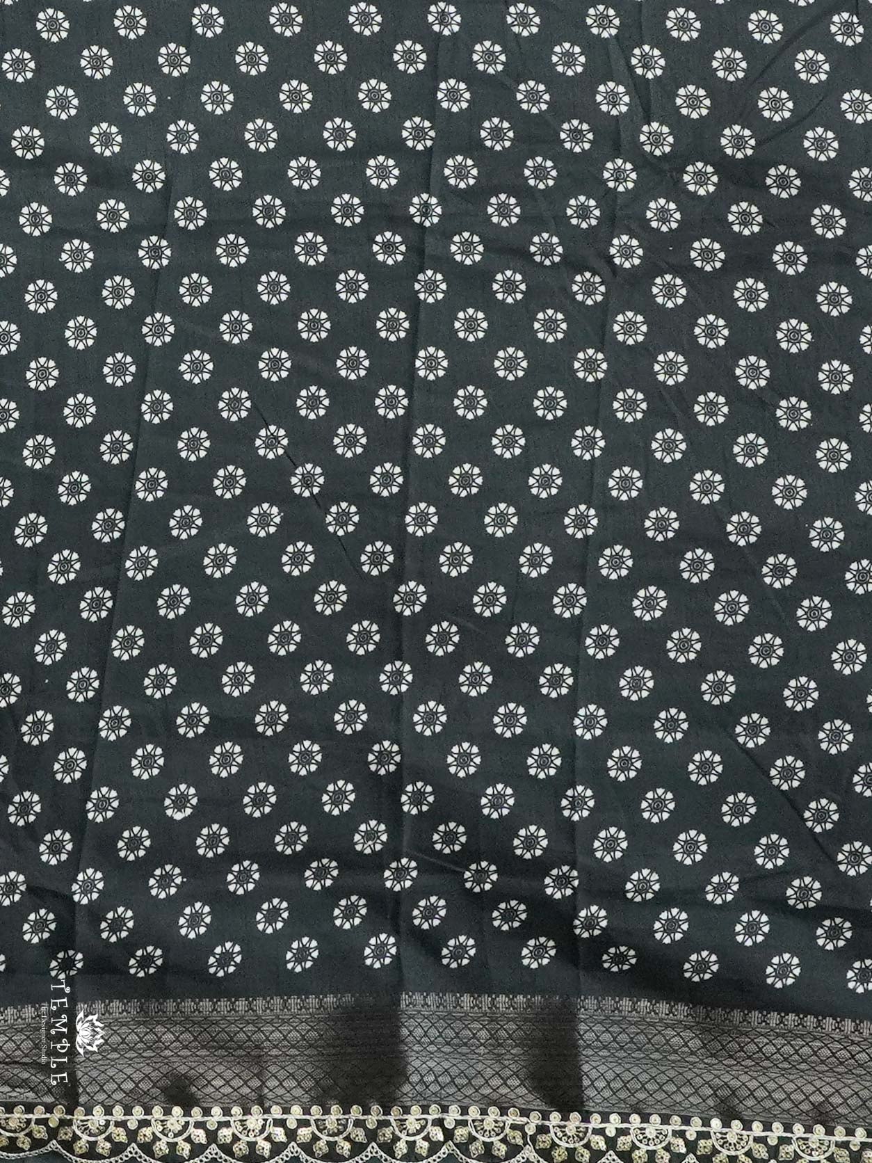 Dola Silk Saree With Scallop Border | TTDS2462