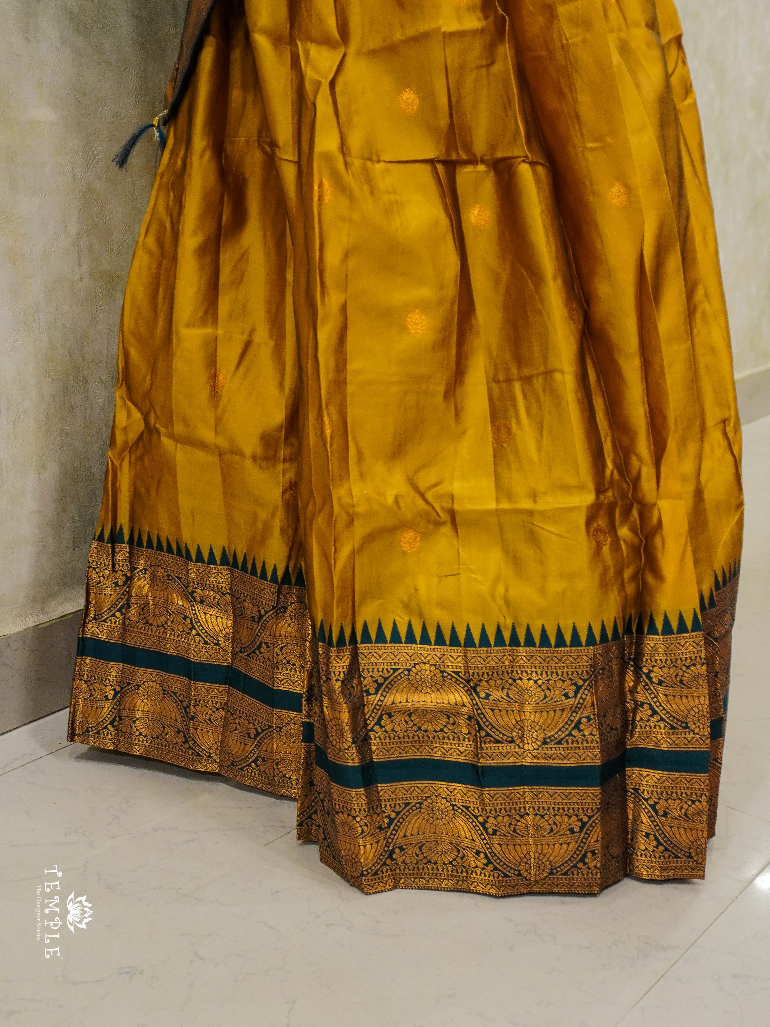 Pattu Pavadai With Dhavani Set | TTDS2482