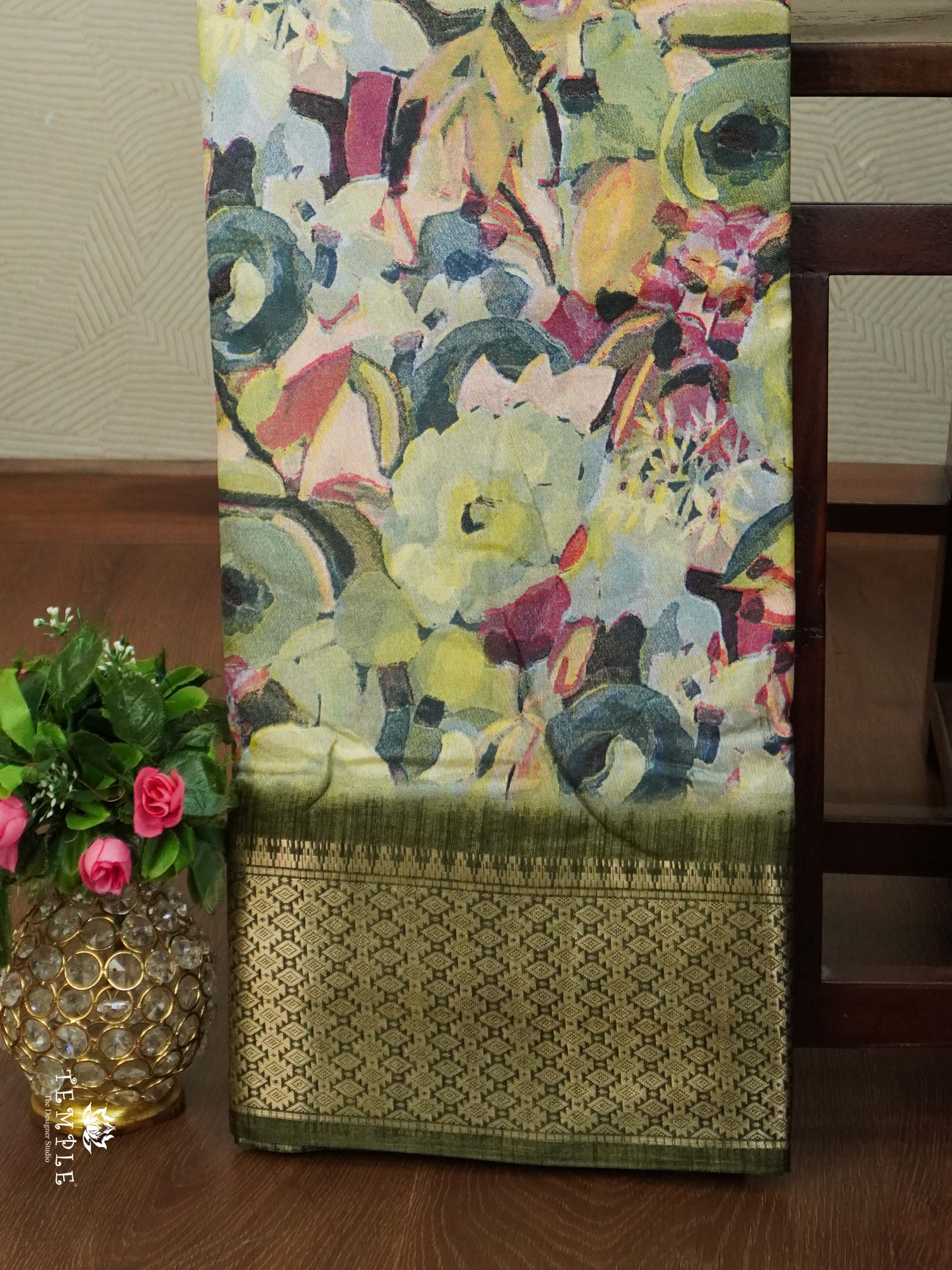 Floral Pattern Dola Silk Saree | TTDS2565