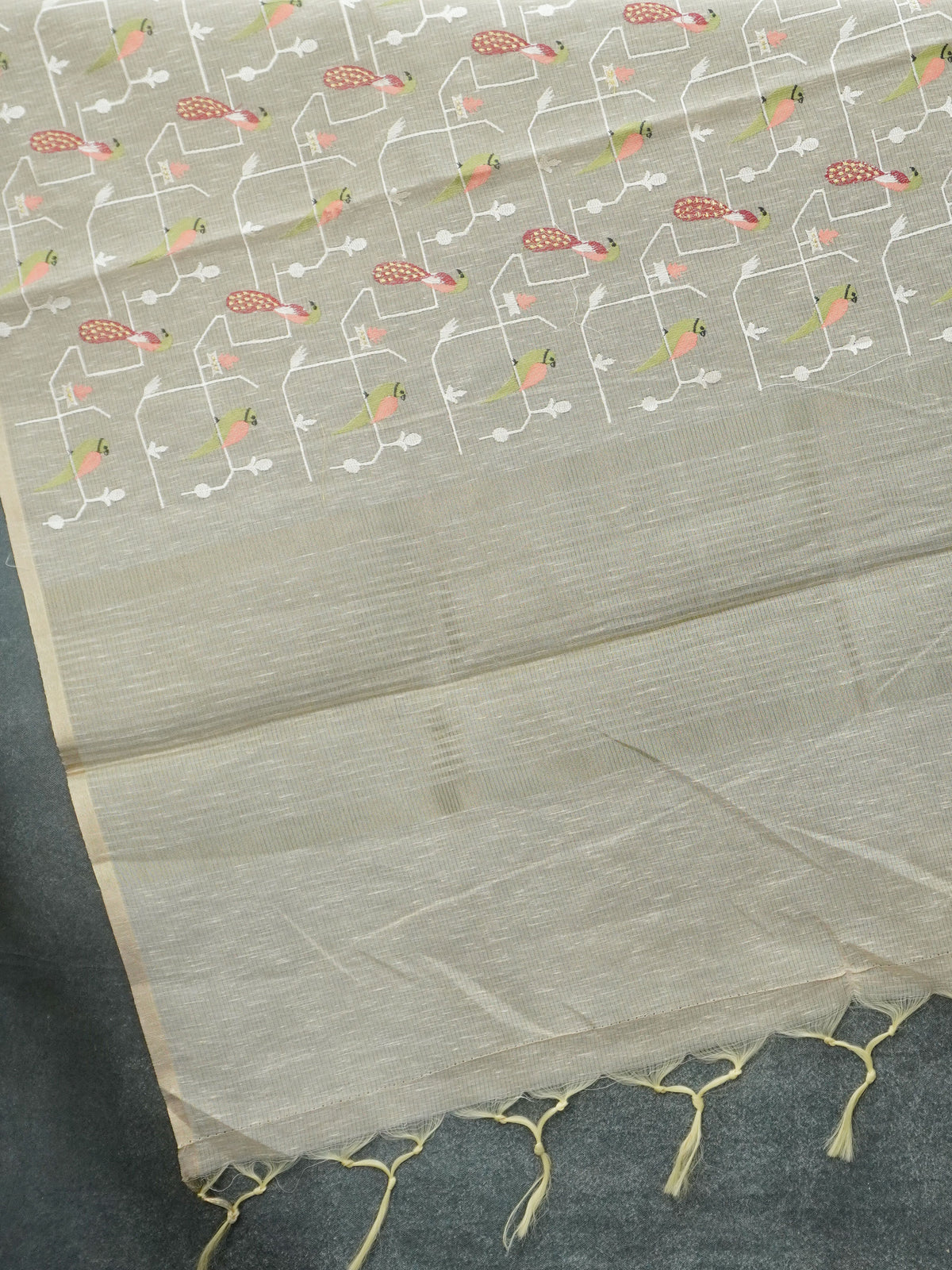 Slub Cotton Saree With Embroidery Pattern | TTDS3497