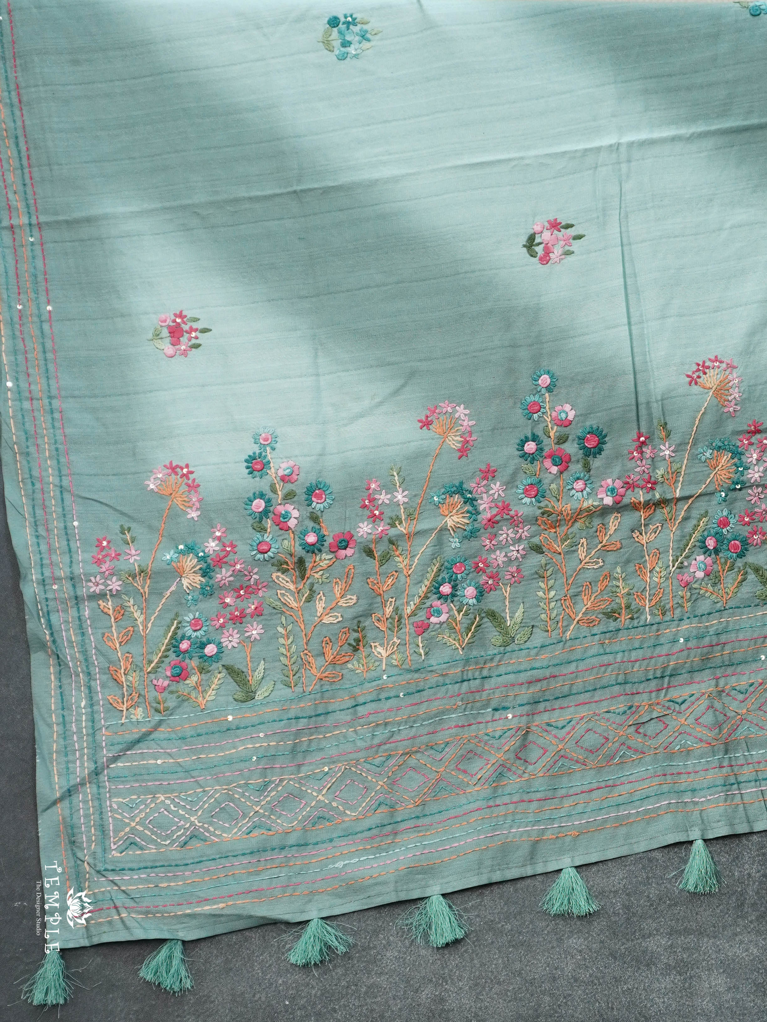 Linen Silk Saree With Kantha Work | TTDS3121