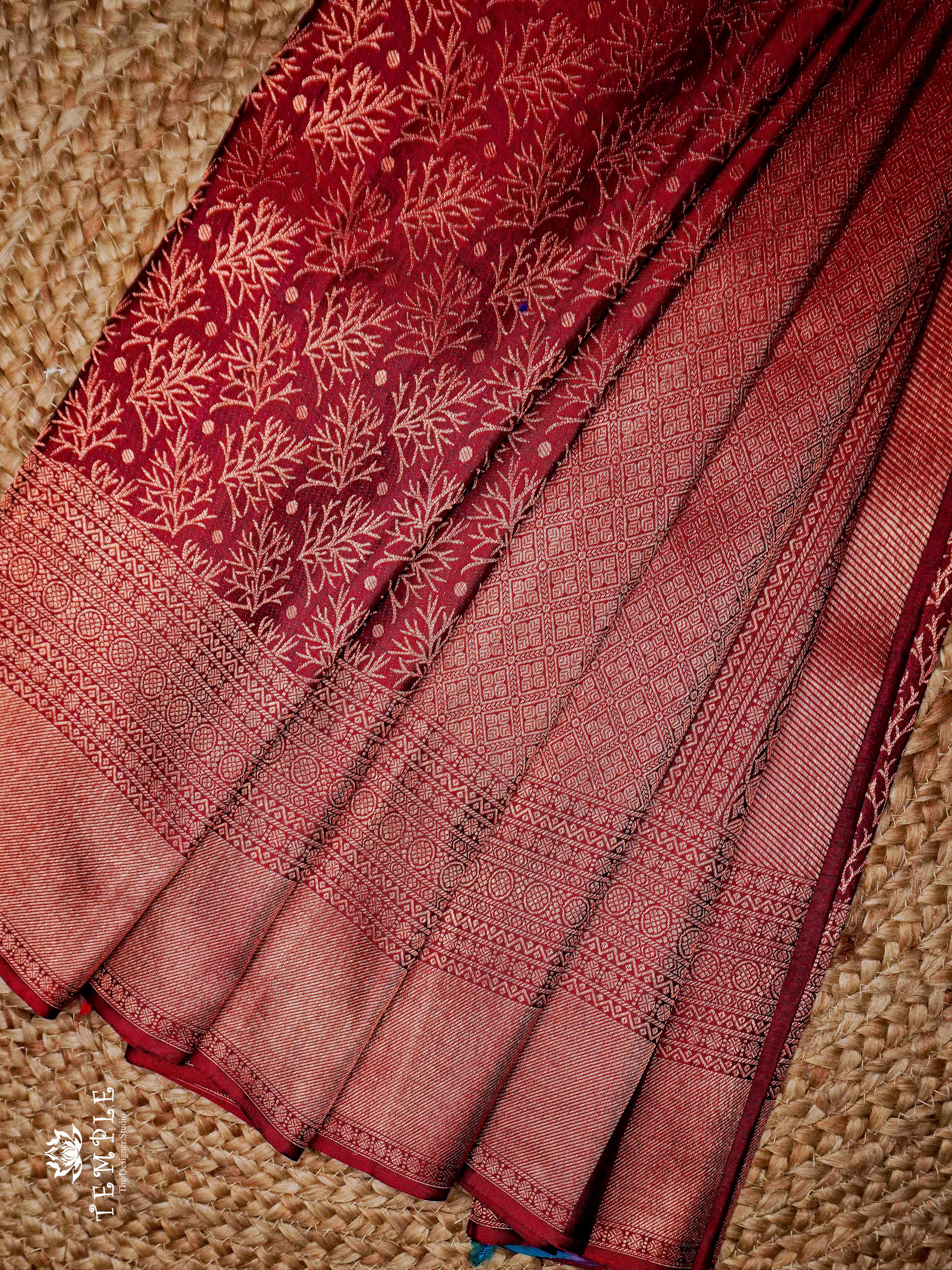 Elegant Pure Silk Saree With Soft and Comfortable Silk Fabric | TTDS933