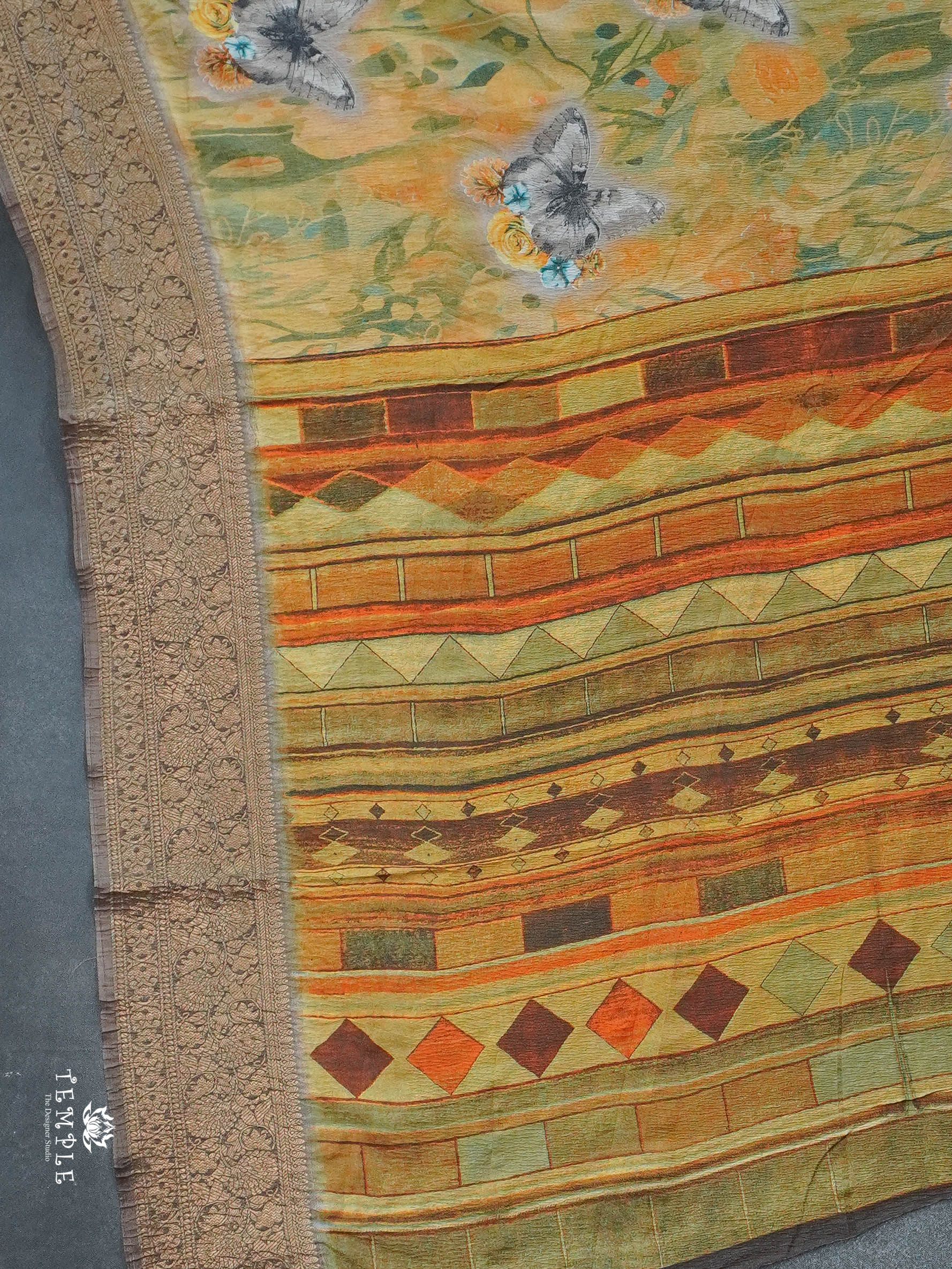 Crushed Tissue Saree | TTDS2789