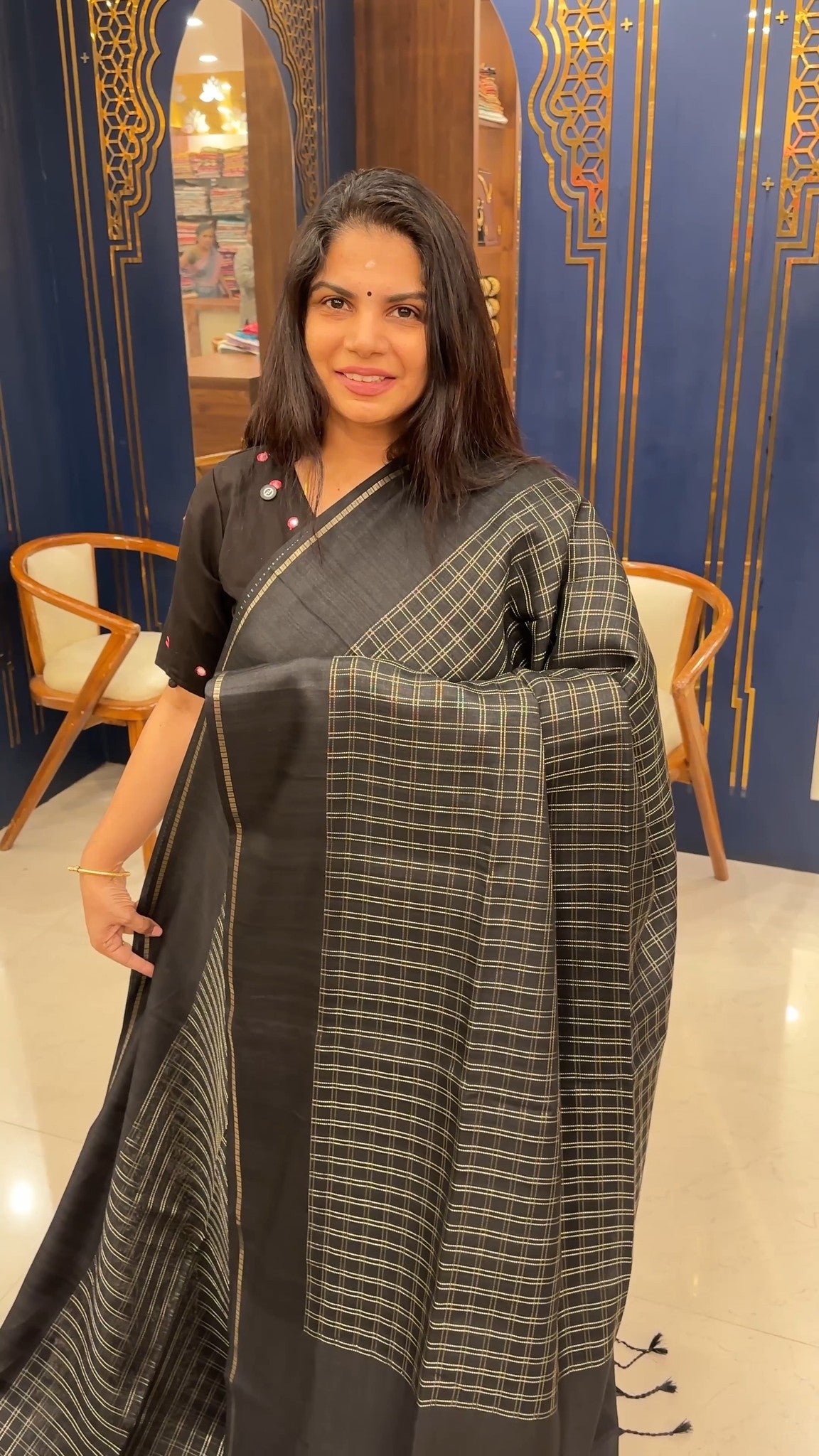 Handloom Silk Saree

Product Code - TTDS2578

Regular Price @ Rs. 2...