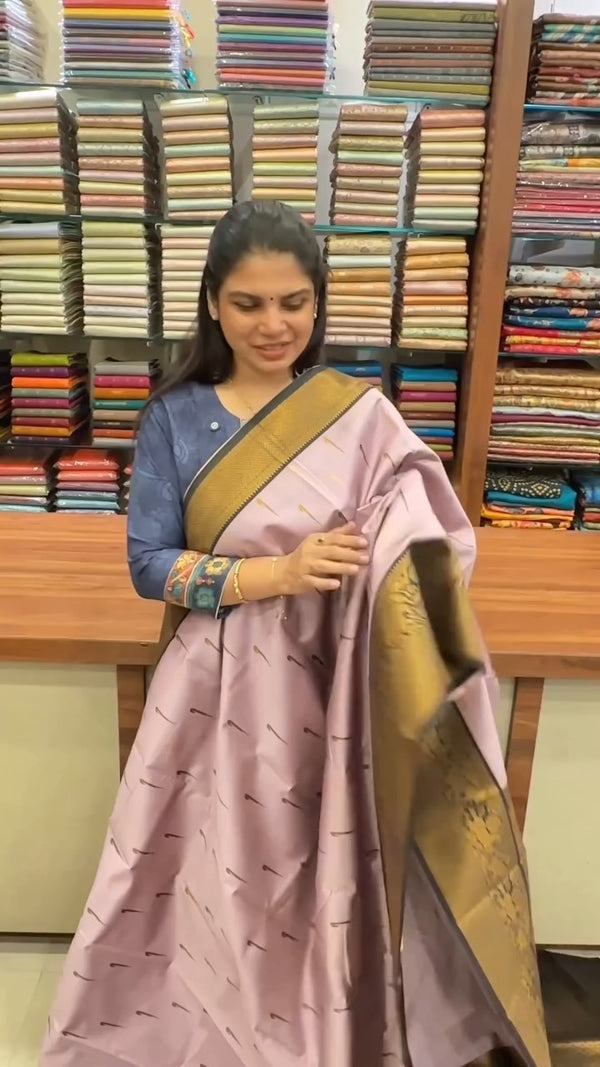 Semi Kanchi Silk Saree

Product Code - TTDS2679

Sale Price @ Rs. 1...