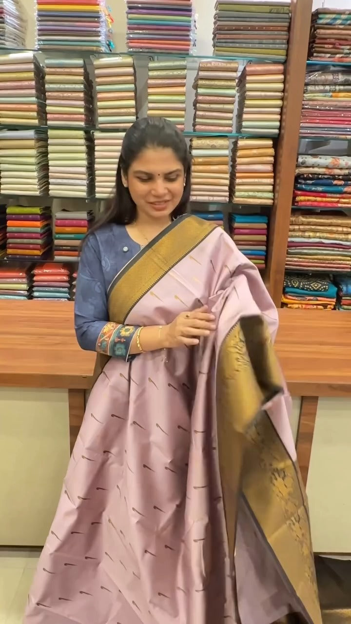 Semi Kanchi Silk Saree

Product Code - TTDS2679

Sale Price @ Rs. 1...