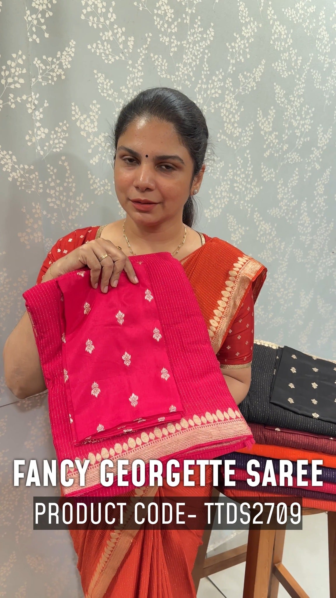 Fancy Georgette Saree With Vaira Oosi Pattern 

Product Code - TTDS...