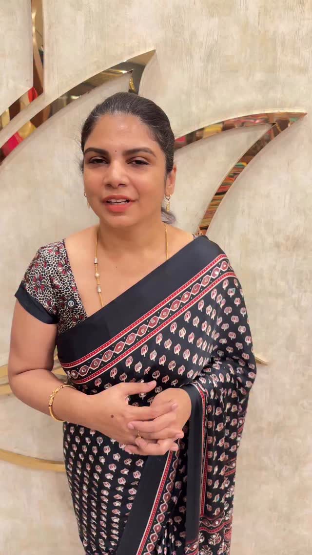 Semi Modal Silk Saree | TTDS2737

Sale Price @ Rs. 1500/-
Regular P...