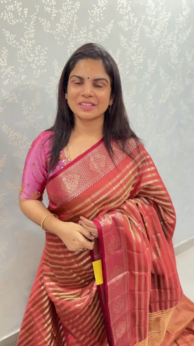 Jute Tussar Silk Saree

Tag Price @ Rs.1500/-
Offer Price @ Rs.1300...