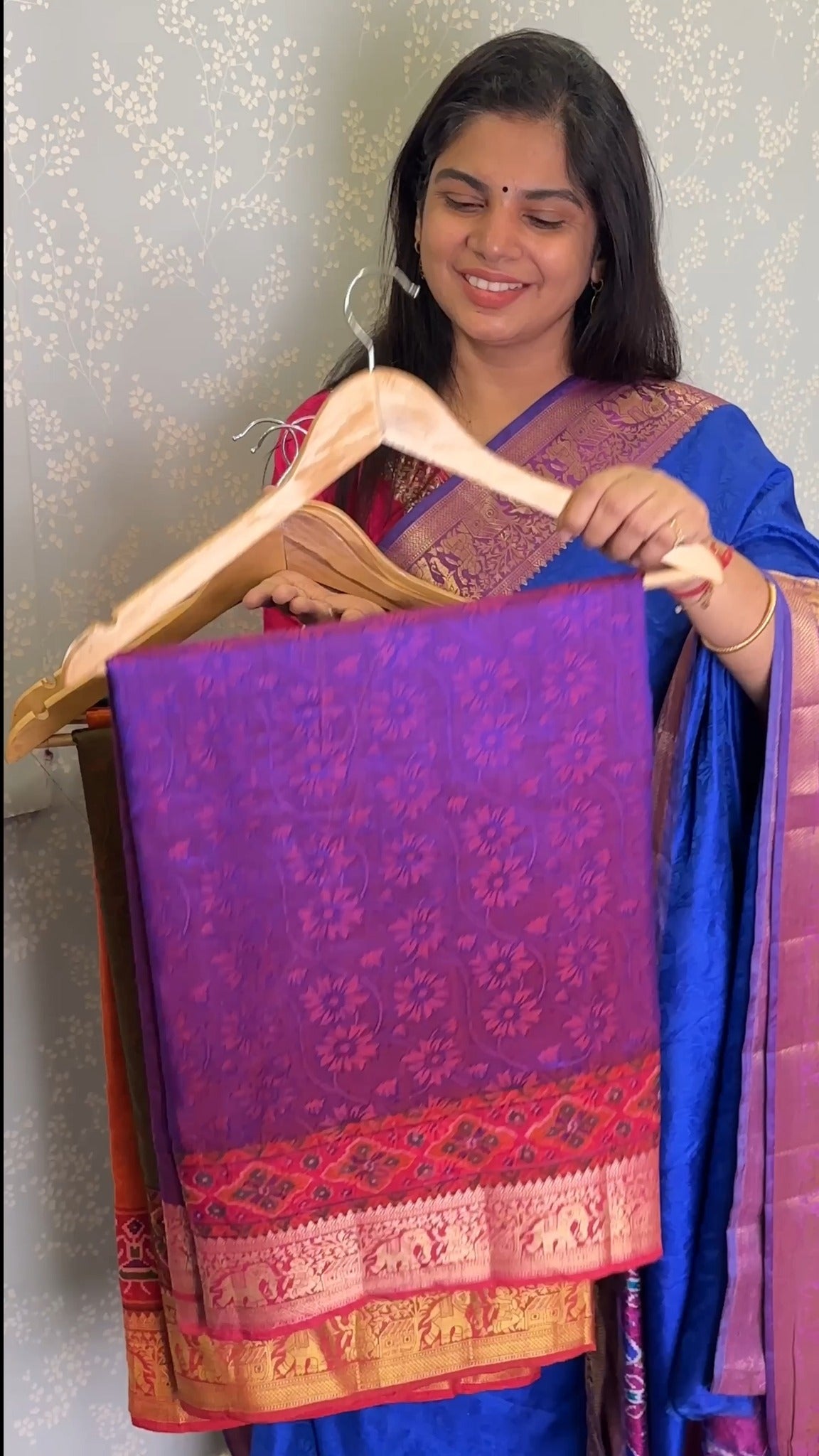 Printed Patola Saree Collections

Tag Price @ Rs.1200/-
Offer Price...