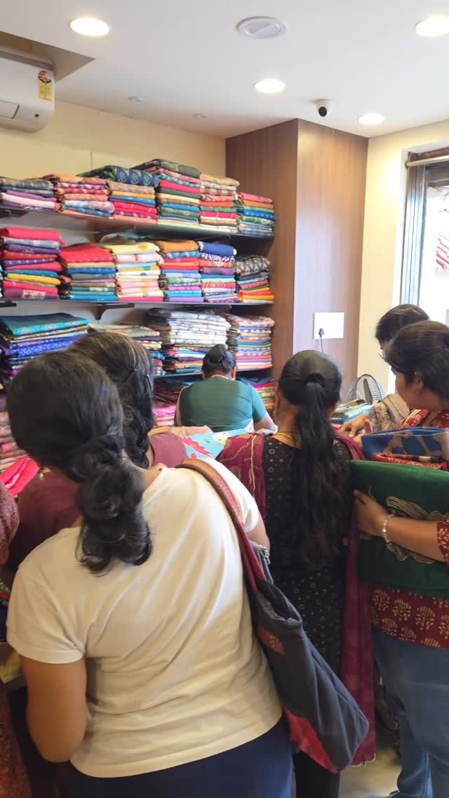 #sareeindia #positivity #pongal