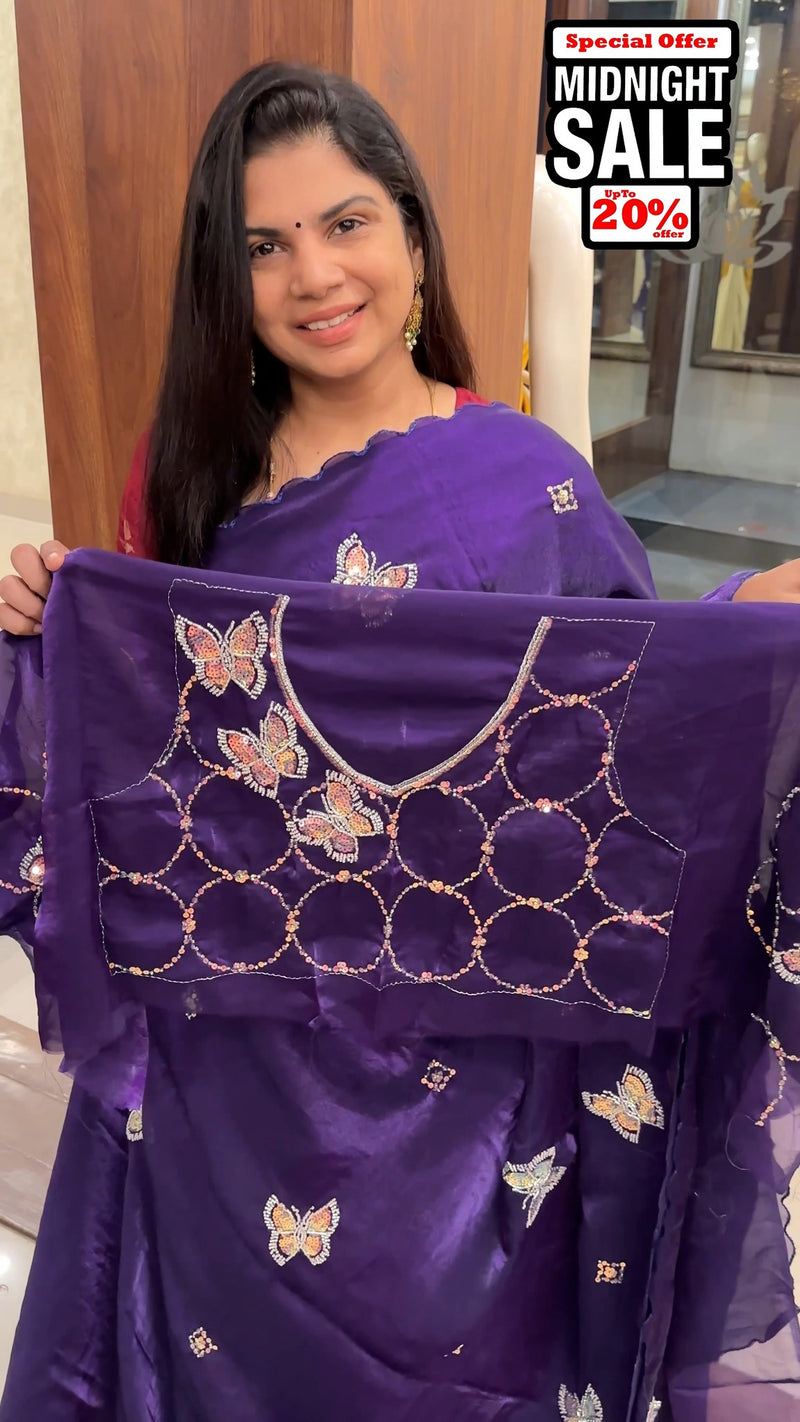 Midnight Sale 🌙✨

Special picks. Sweet prices.
Online-only saree s...