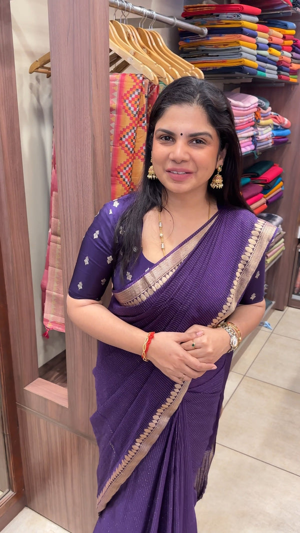 Georgette Saree with Vaira Oosi pattern 

Product Code - TTDS2923

...