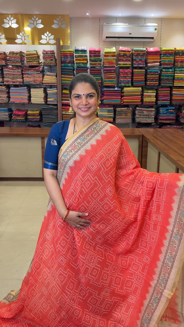 Light as air. Rich in grace. 🌿

Linen Cotton Saree | TTDS2808

Com...